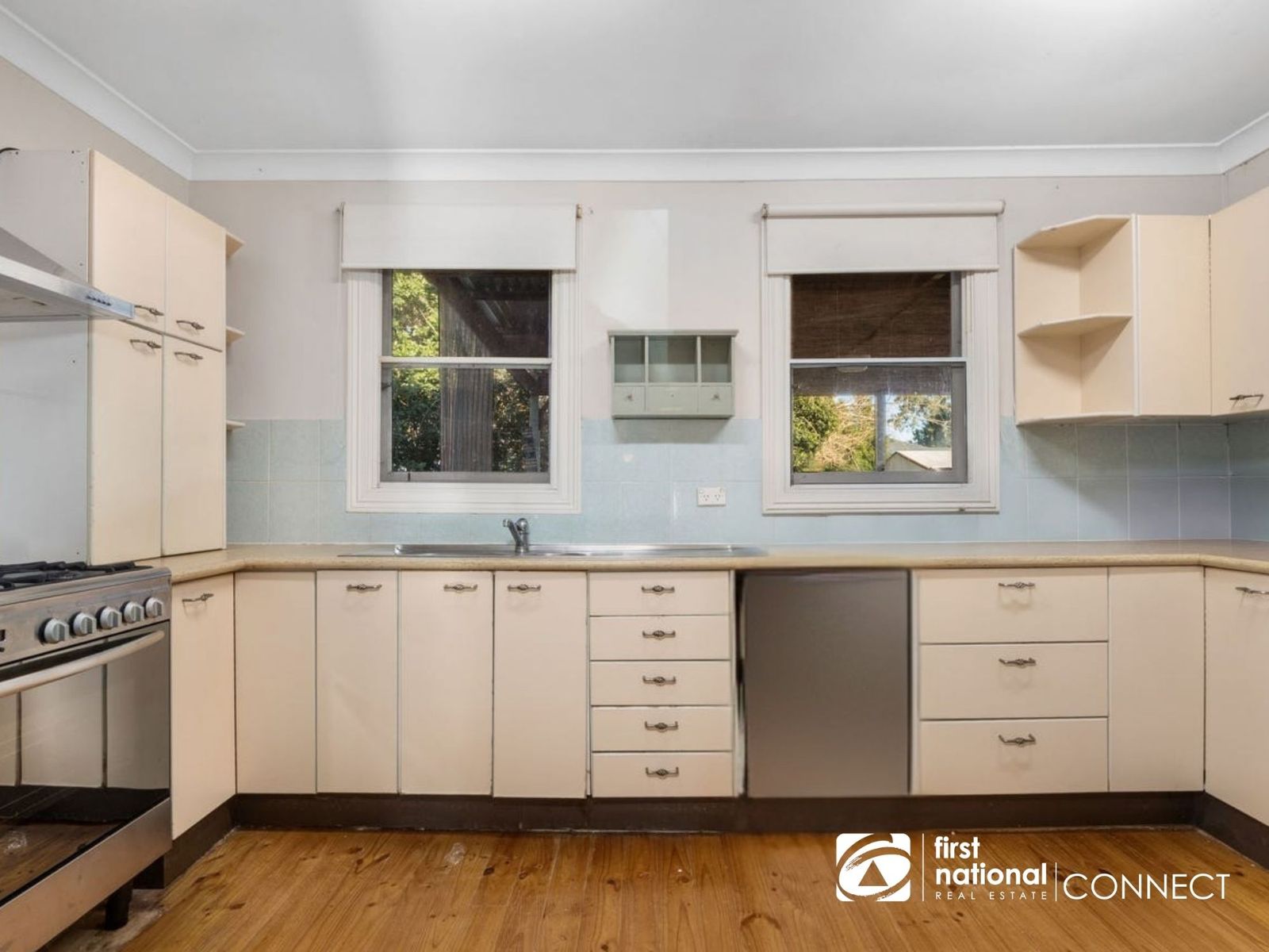 10 Valder Avenue, Hobartville NSW 2753, Hobartville - Thumbnail 2