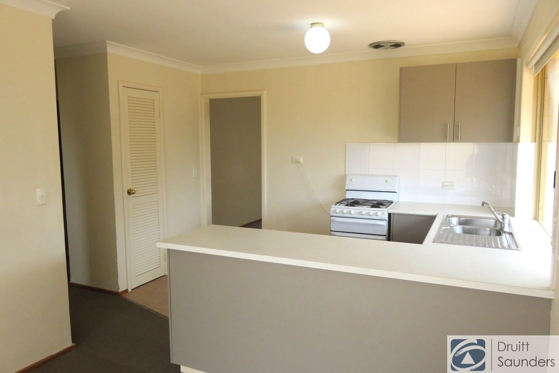 1/4 Neptune Street, Scarborough WA 6019, Scarborough - Thumbnail 4