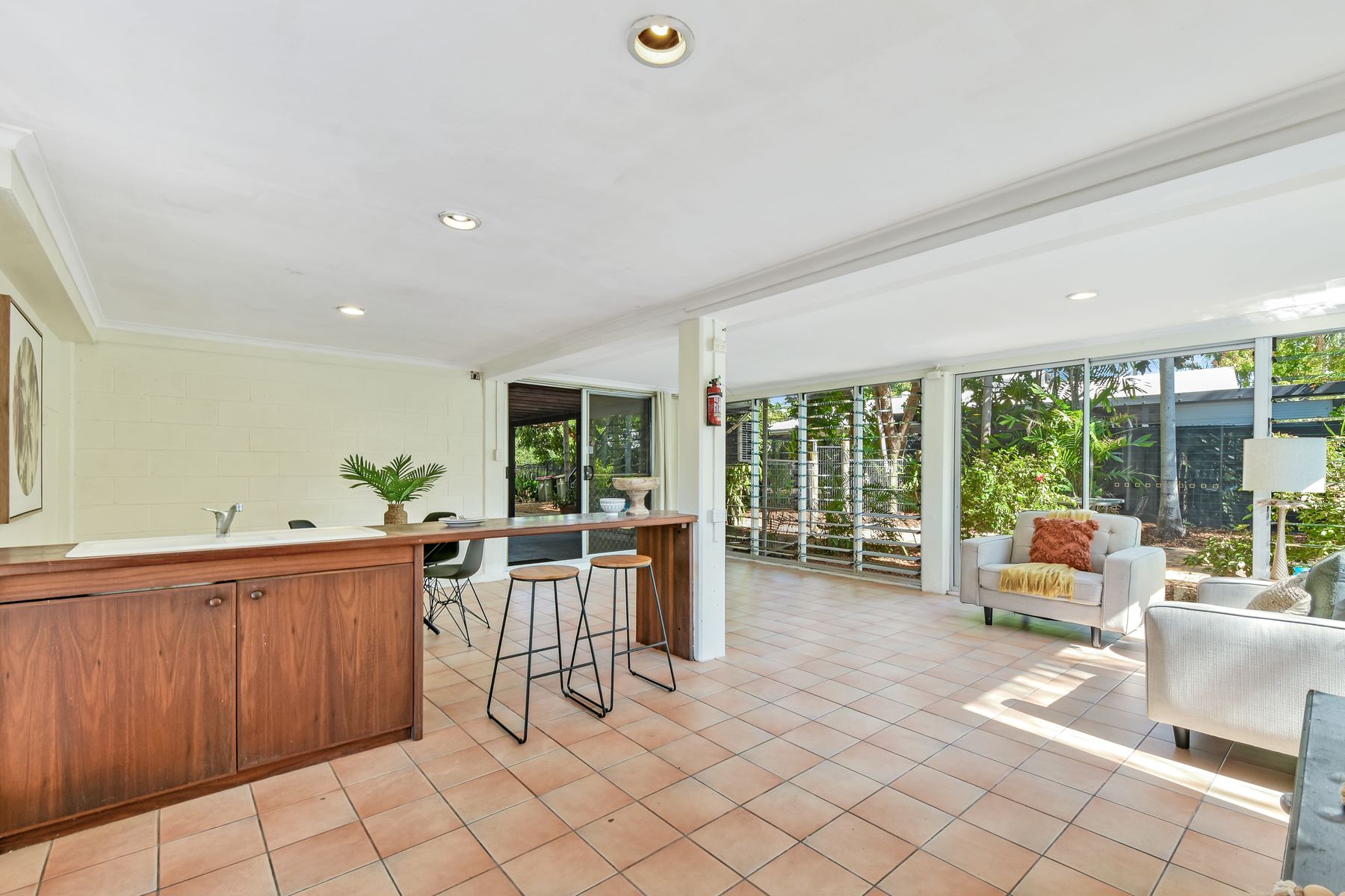 27 Annaburroo Crescent, Tiwi NT 0810, Tiwi - Thumbnail 2