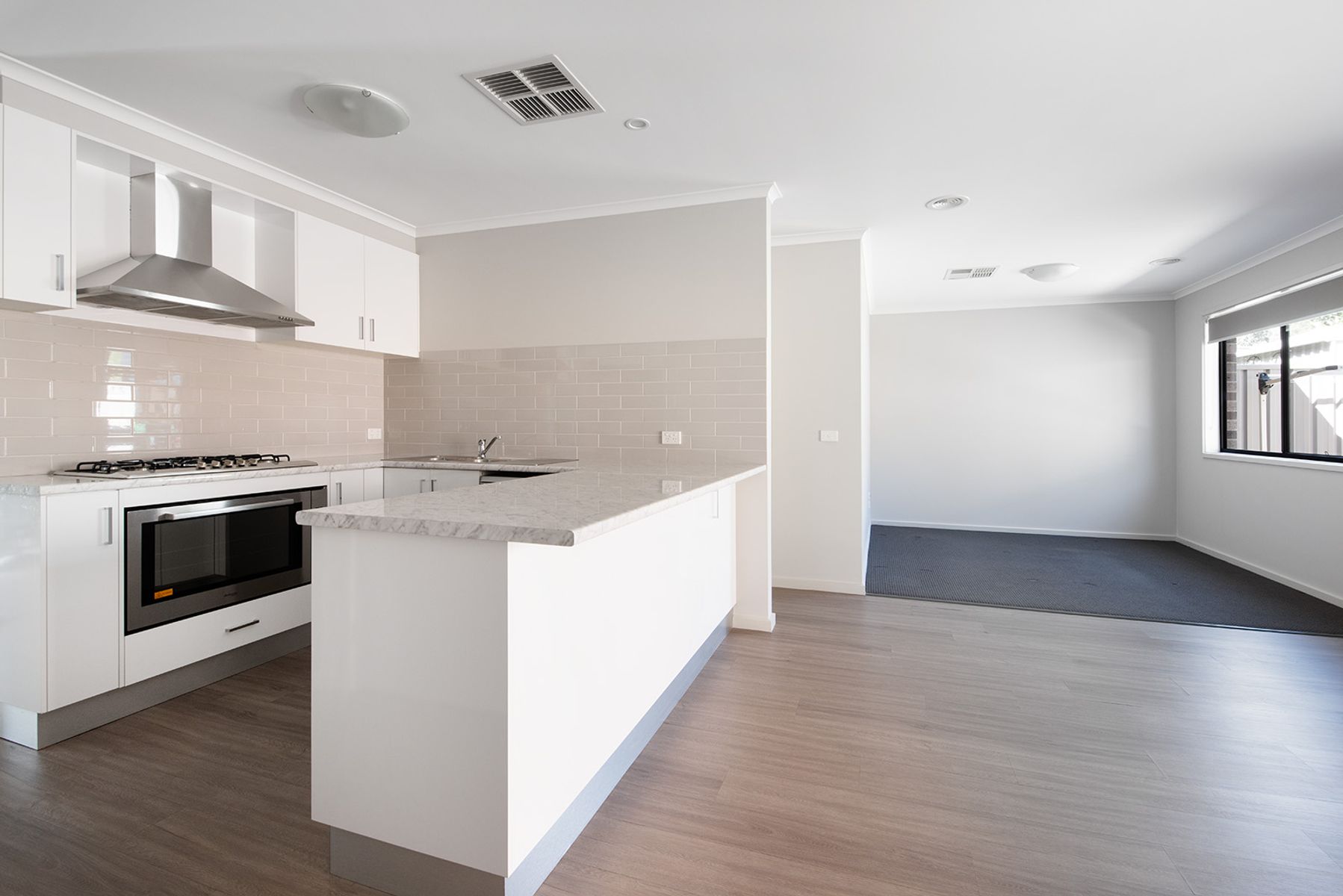 24 Andrew Street, White Hills VIC 3550, White Hills - Thumbnail 3