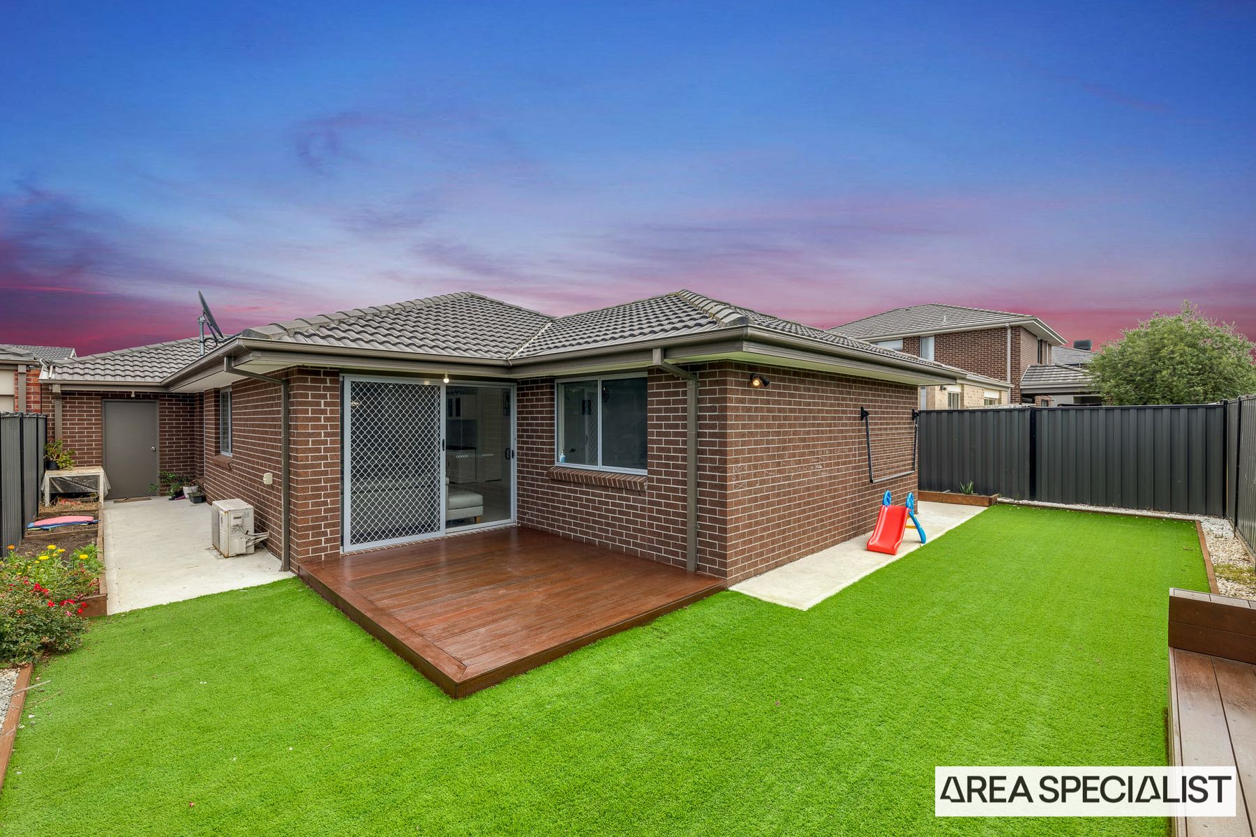 35 Michael Place, Point Cook, Point Cook - Thumbnail 7