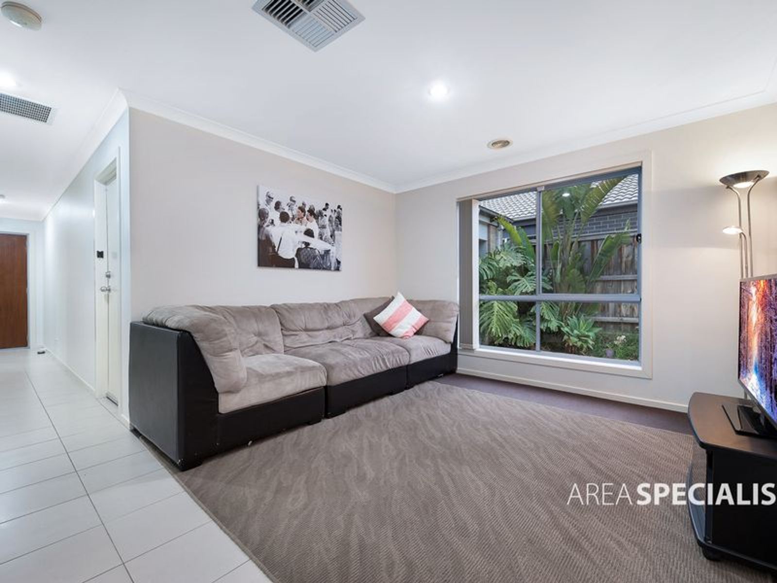 32 Westbury Way, Lyndhurst, VIC 3975, Lyndhurst - Thumbnail 2