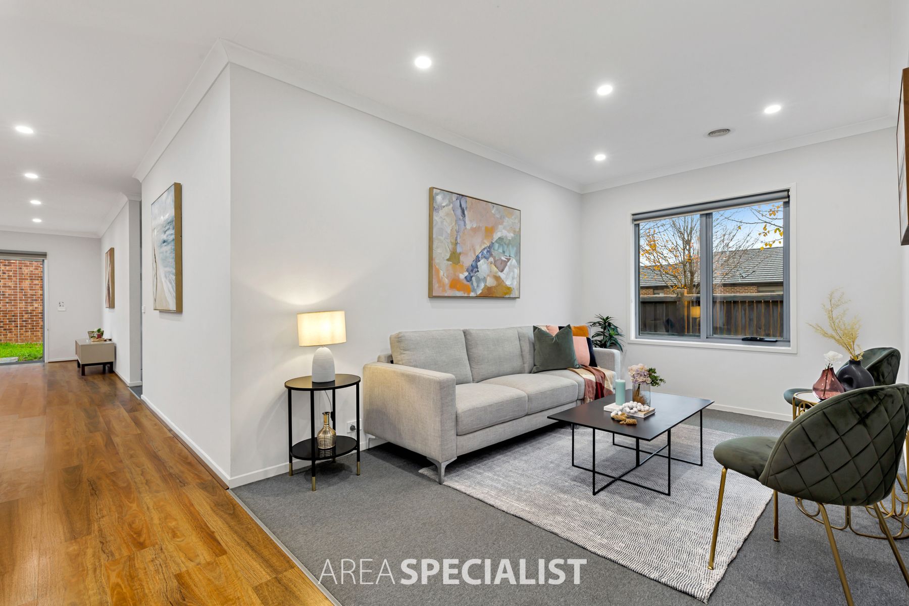 10 Watford Avenue, Cranbourne West, VIC 3977, Cranbourne West - Thumbnail 2