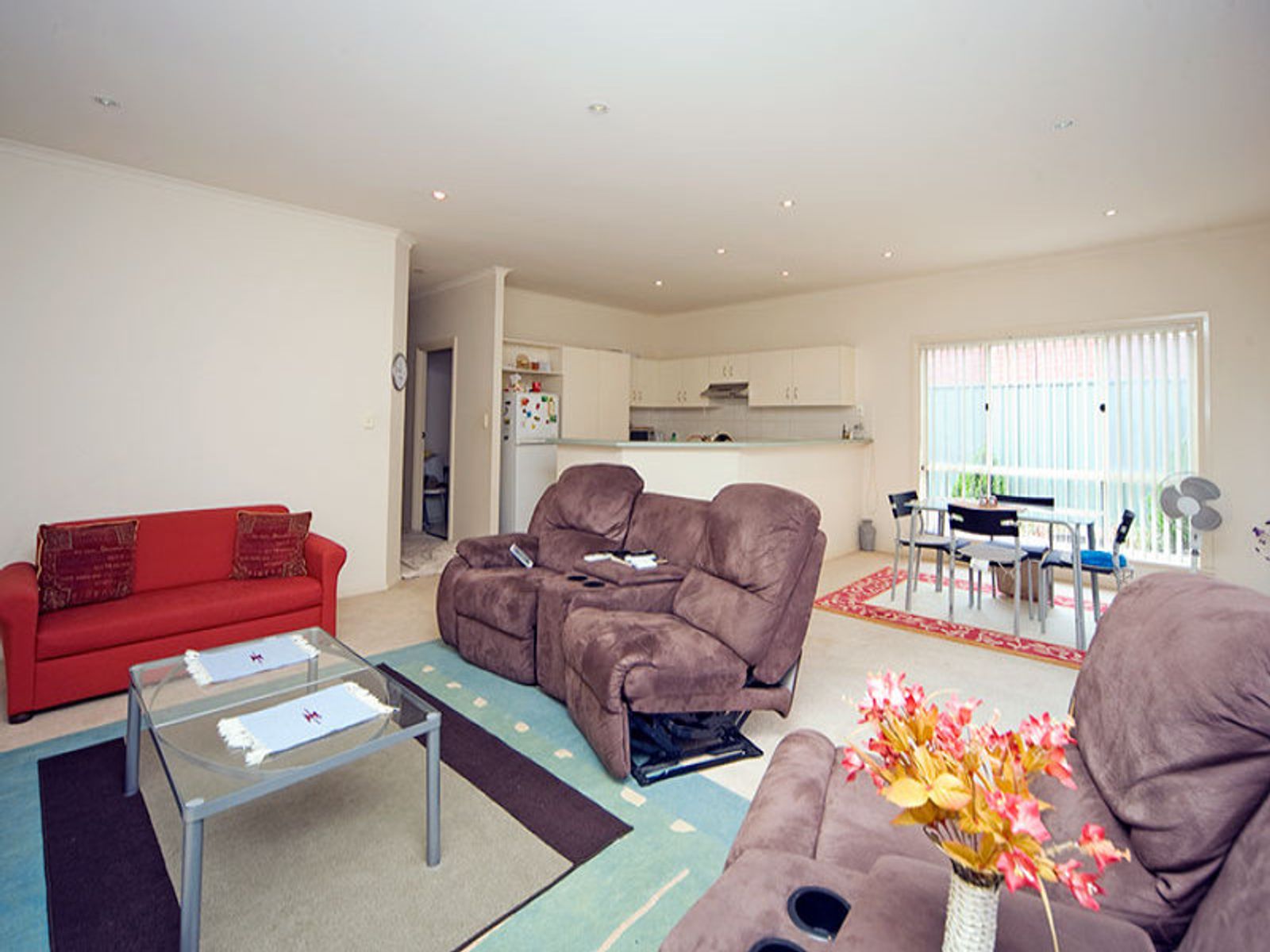 21 Swan Circuit, Mawson Lakes, SA 5095, Mawson Lakes - Thumbnail 2