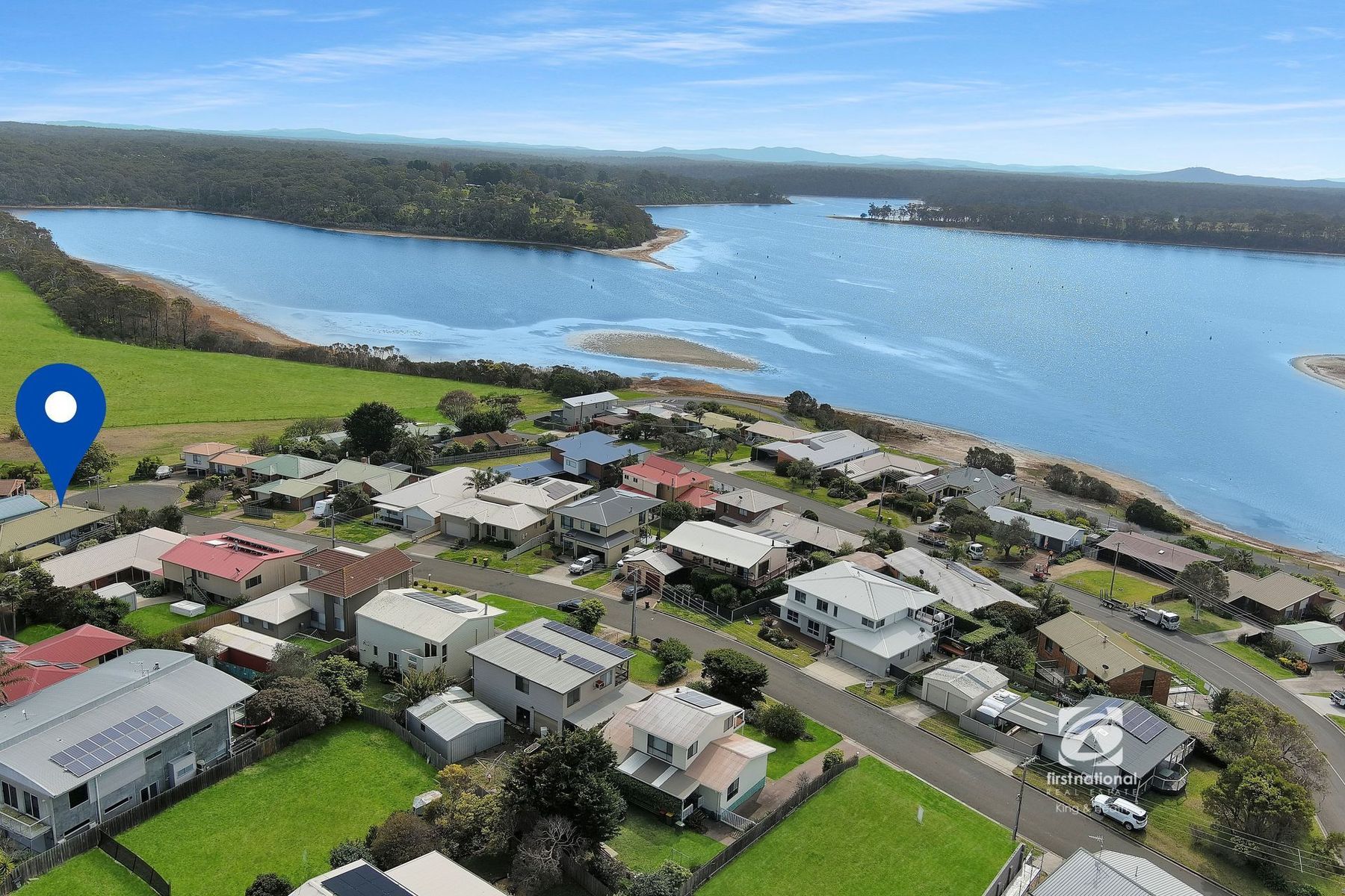 17 Davernport Drive, Lake Tyers Beach - Image 1