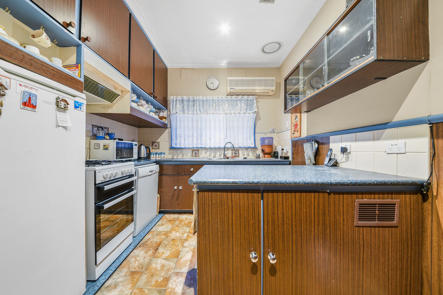 42 Whitworth Avenue, Springvale, VIC 3171, Springvale - Thumbnail 4