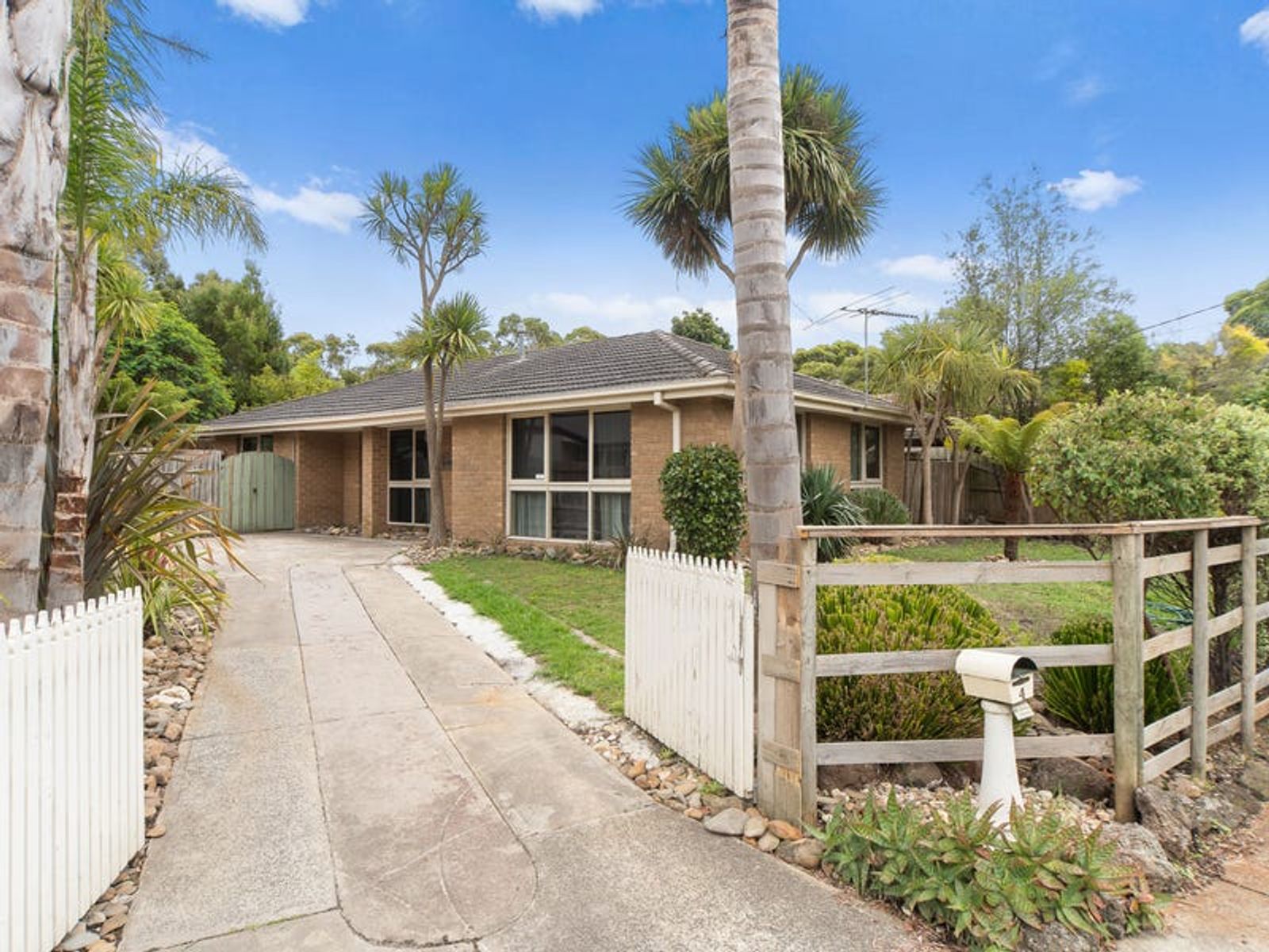 4 Montrose Avenue, Somerville, VIC 3912, Somerville - Thumbnail 2