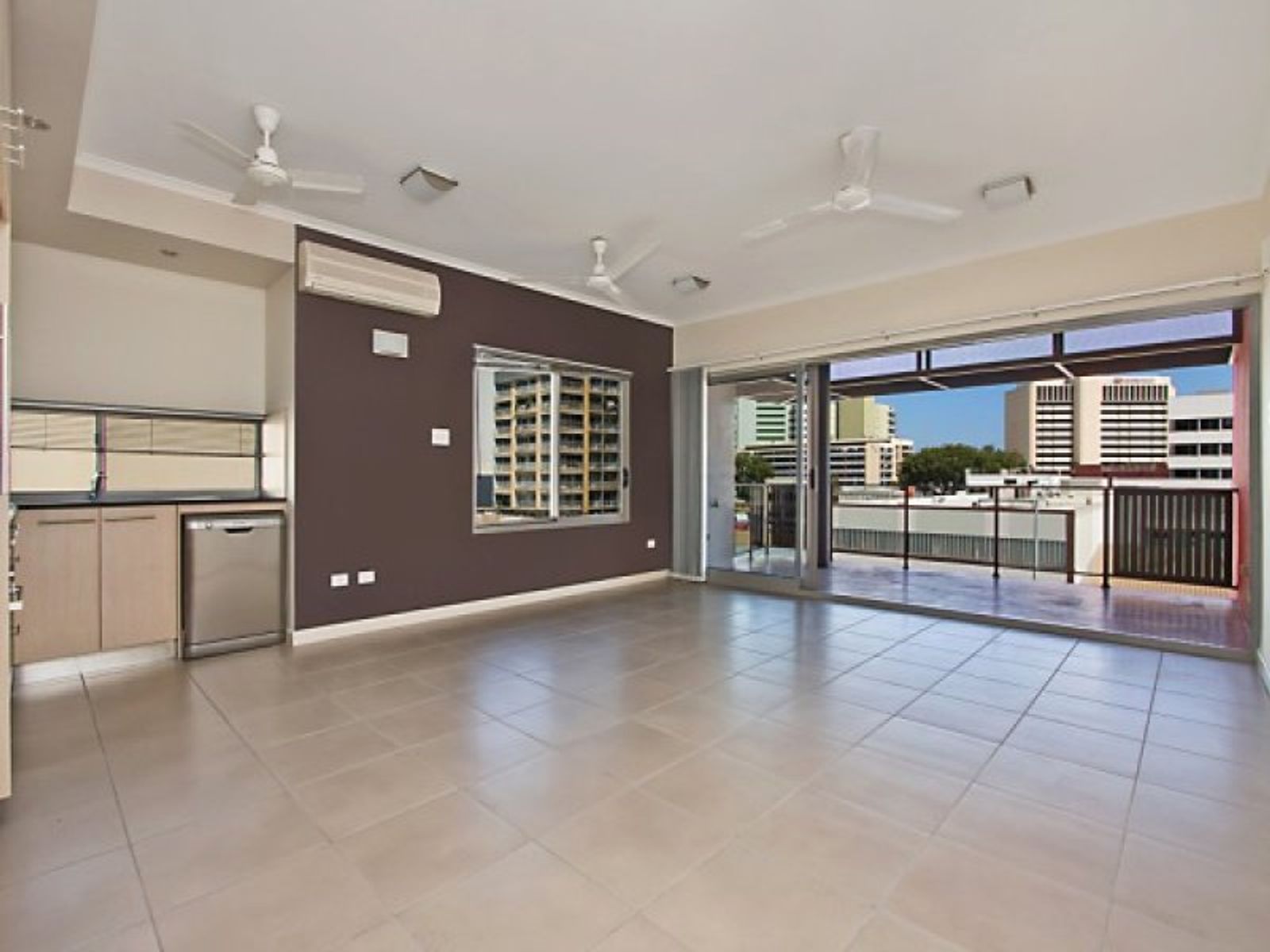 14-28/30 Cavenagh Street, Darwin City NT 0800, Darwin City - Thumbnail 8