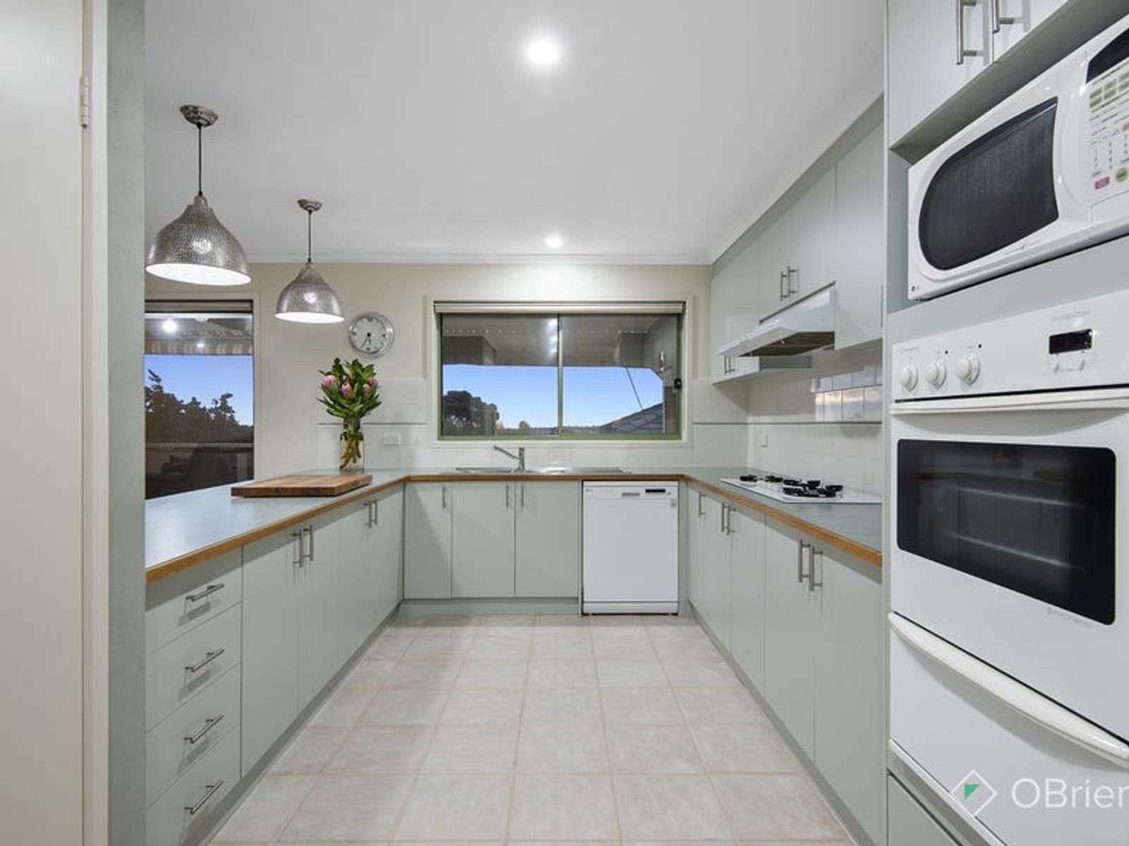 24 Diamond Court, Narre Warren North, VIC 3804, Narre Warren North - Thumbnail 3
