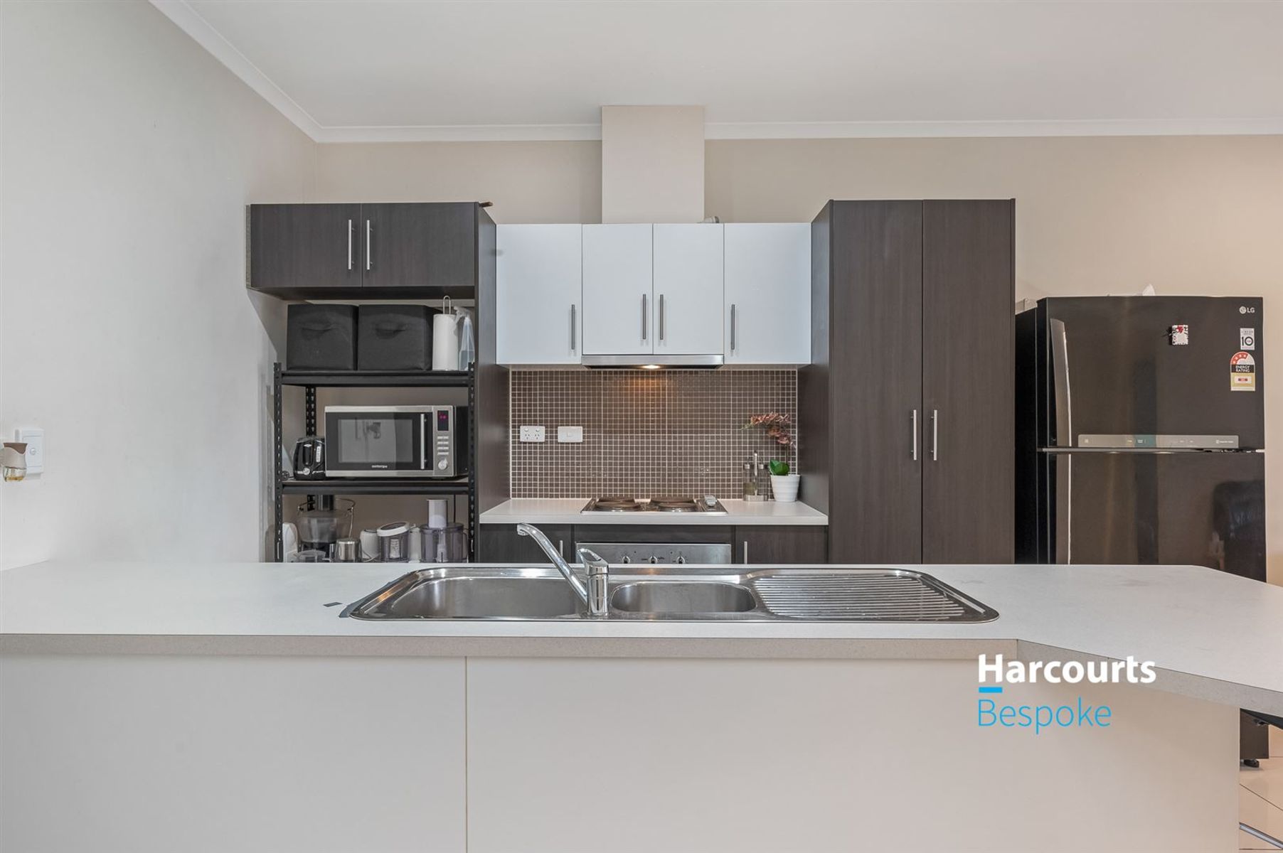 8/22, Mawson Lakes - Thumbnail 7