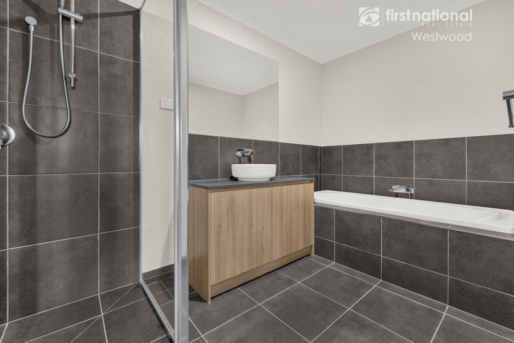 22 Woolspinner Crescent, Wyndham Vale VIC 3024, Wyndham Vale - Thumbnail 6