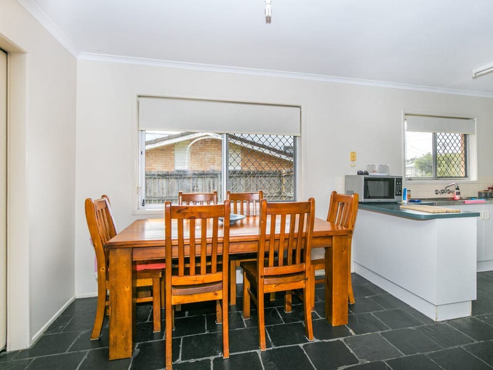 28 Carribean Drive, Slacks Creek QLD 4127, Slacks Creek - Thumbnail 4