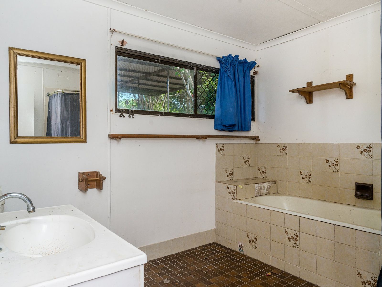 98 James Street, Dunoon - Thumbnail 8