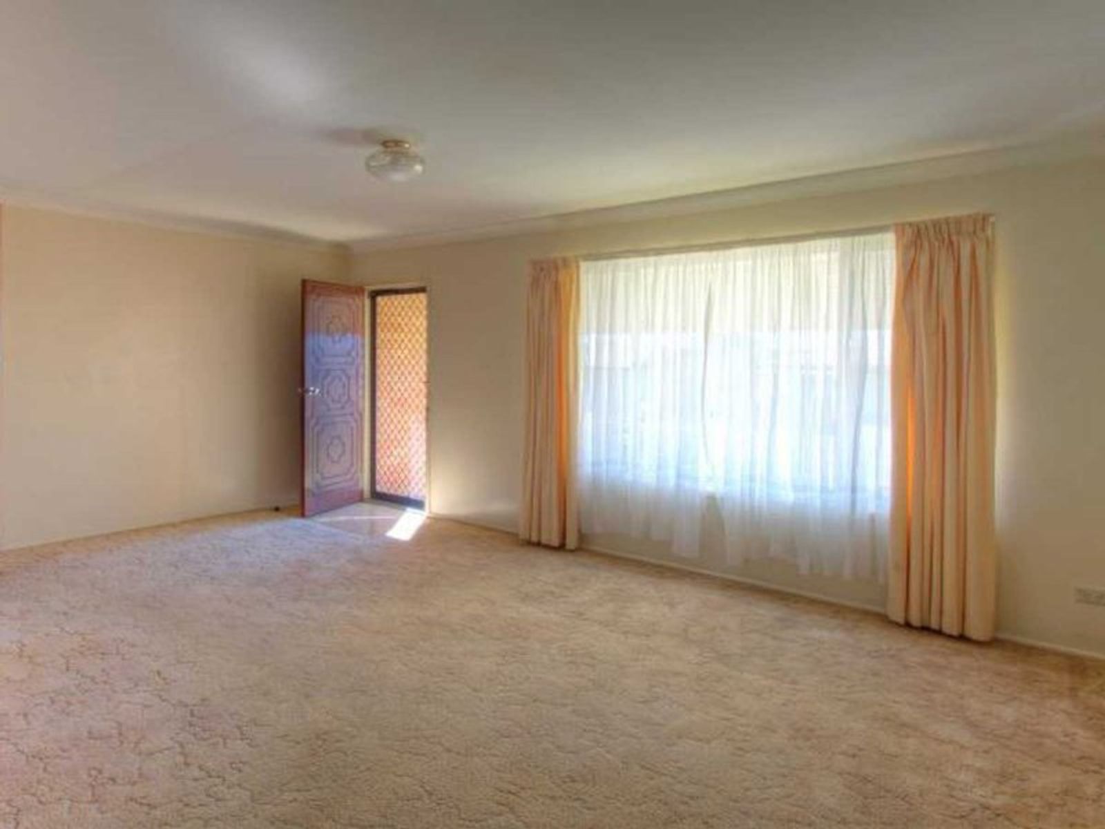 23 Bruton Street, Casino - Thumbnail 5