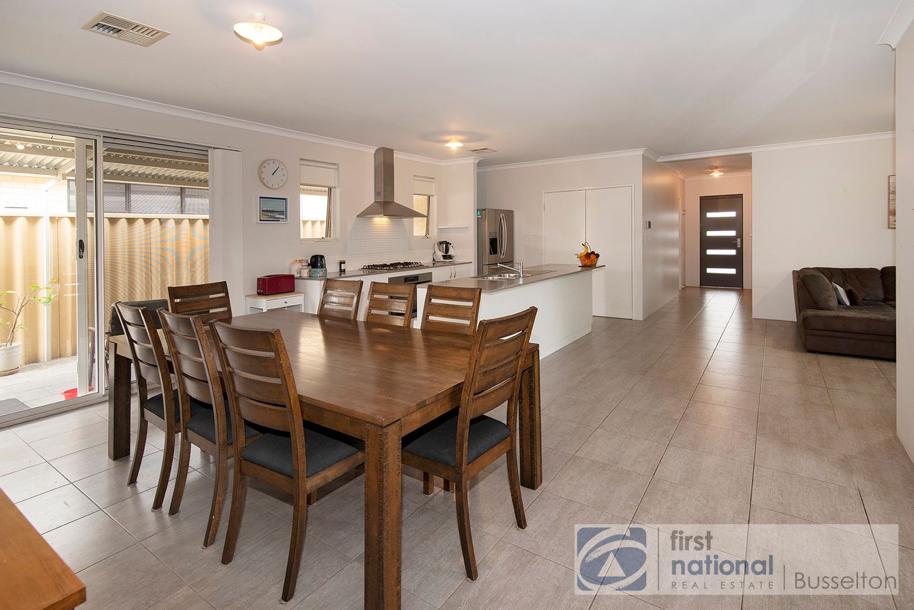 10 Roubion Gardens, Yalyalup WA 6280, Yalyalup - Thumbnail 4