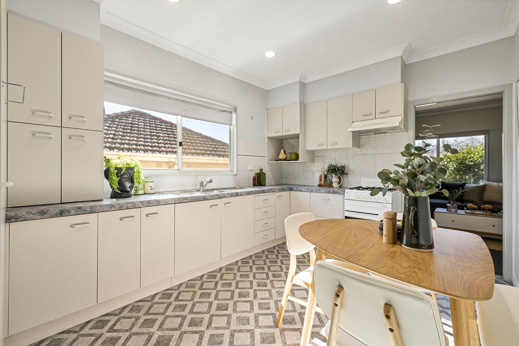49 The Crescent, Queanbeyan - Thumbnail 5