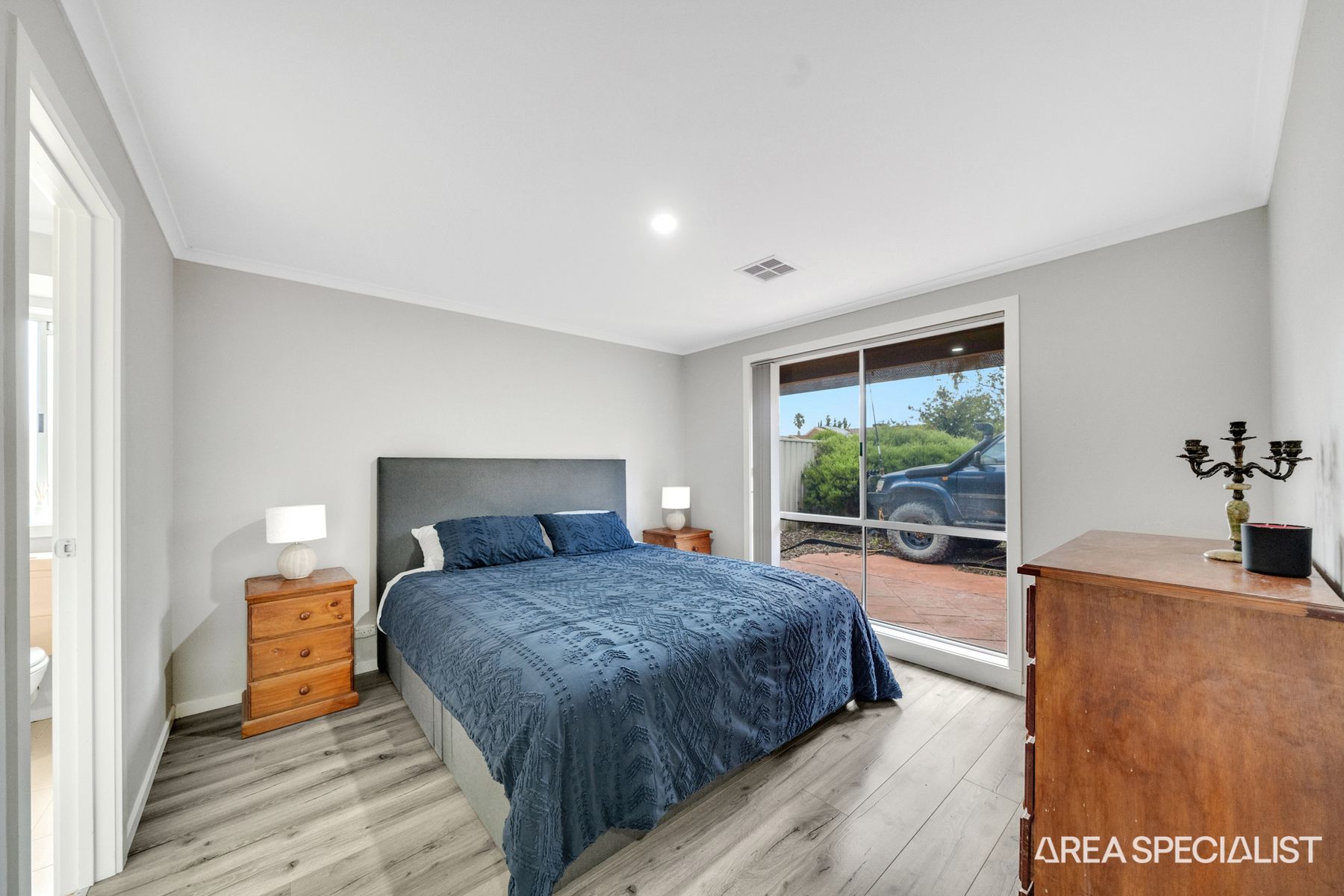 14 Walsingham Crescent, Kurunjang, VIC 3337, Kurunjang - Thumbnail 8