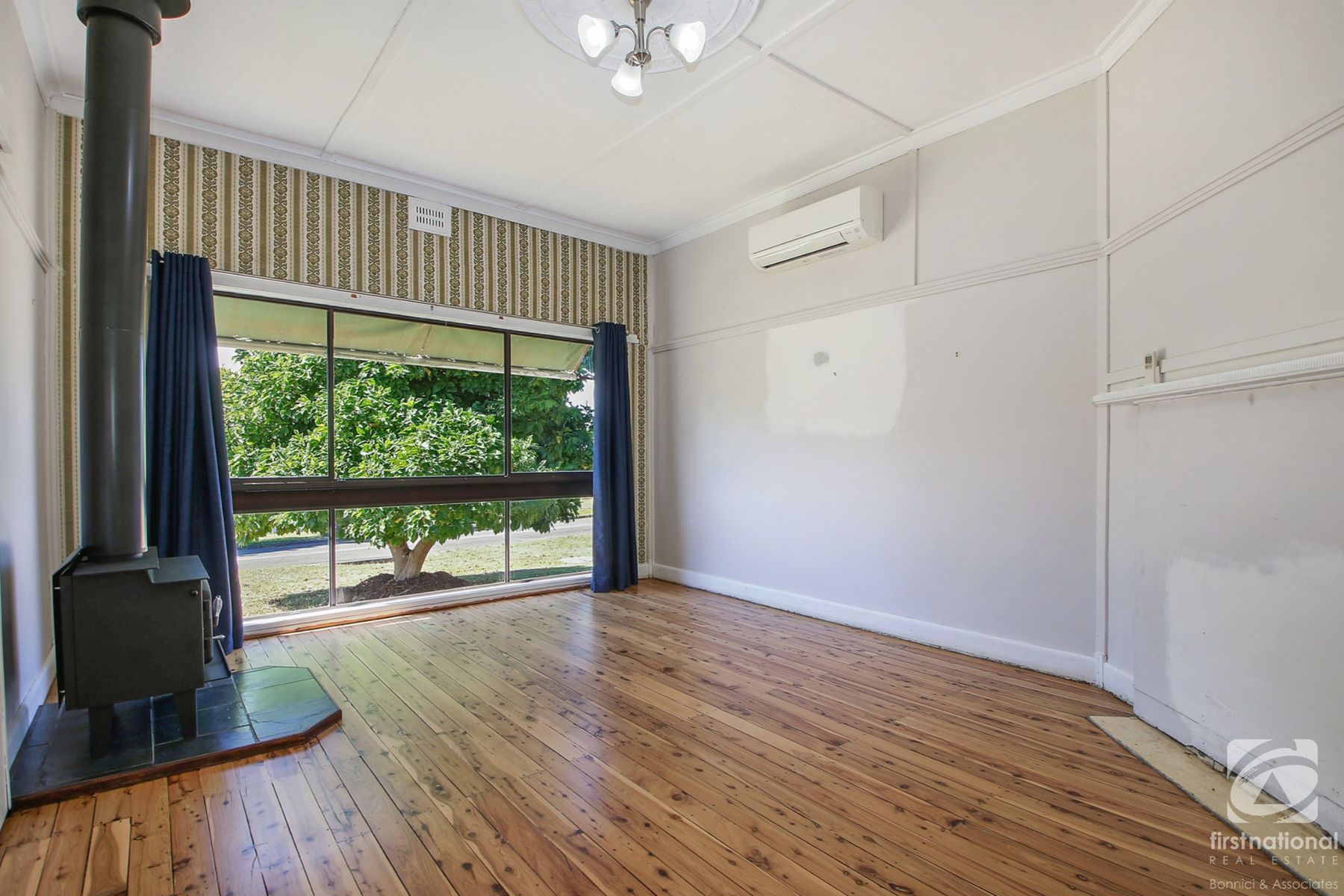 13 Malakoff Road, Beechworth VIC 3747, Beechworth - Thumbnail 2