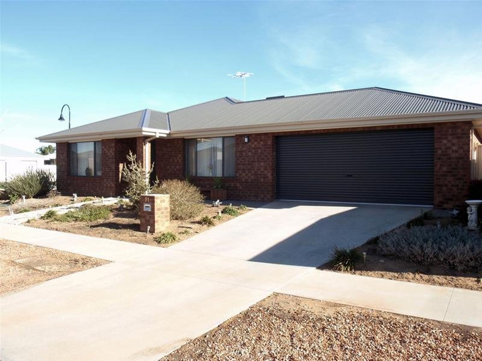 11 Sherring Way