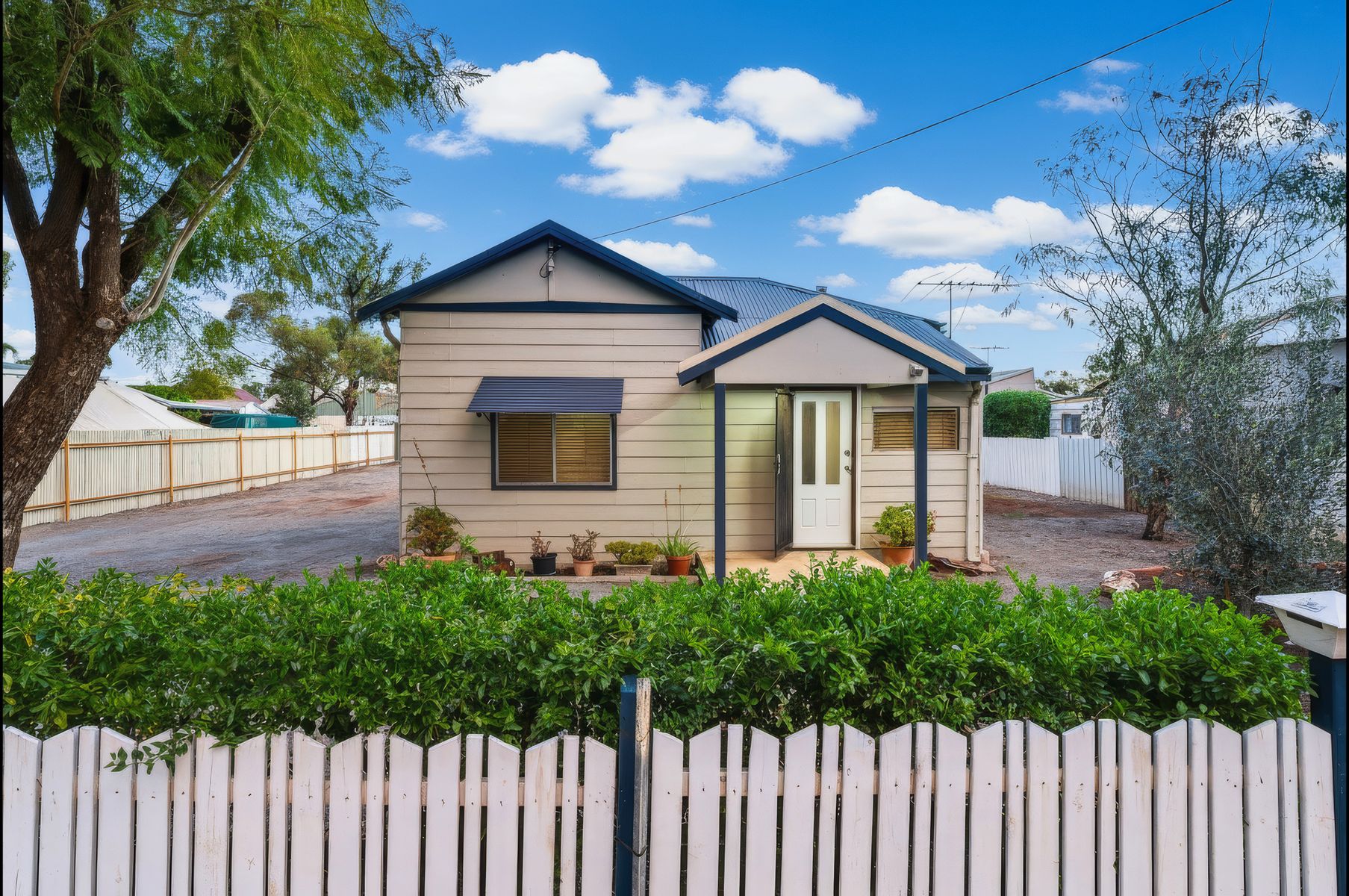 27 Rosenberg Crescent, Kalgoorlie WA 6430, Kalgoorlie - Image 1