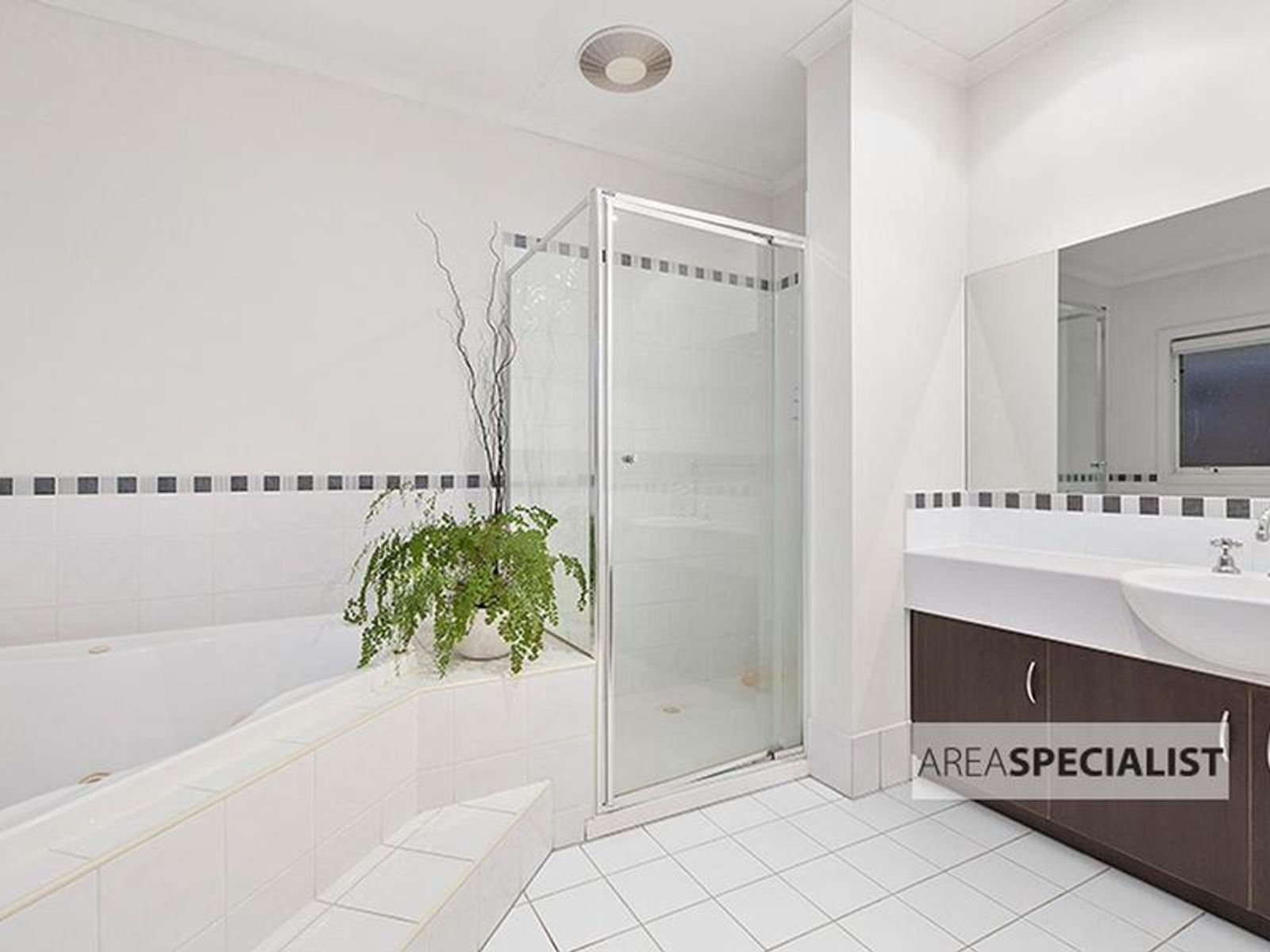 2 Hidden Grove Boulevard, Keysborough, VIC 3173, Keysborough - Thumbnail 8