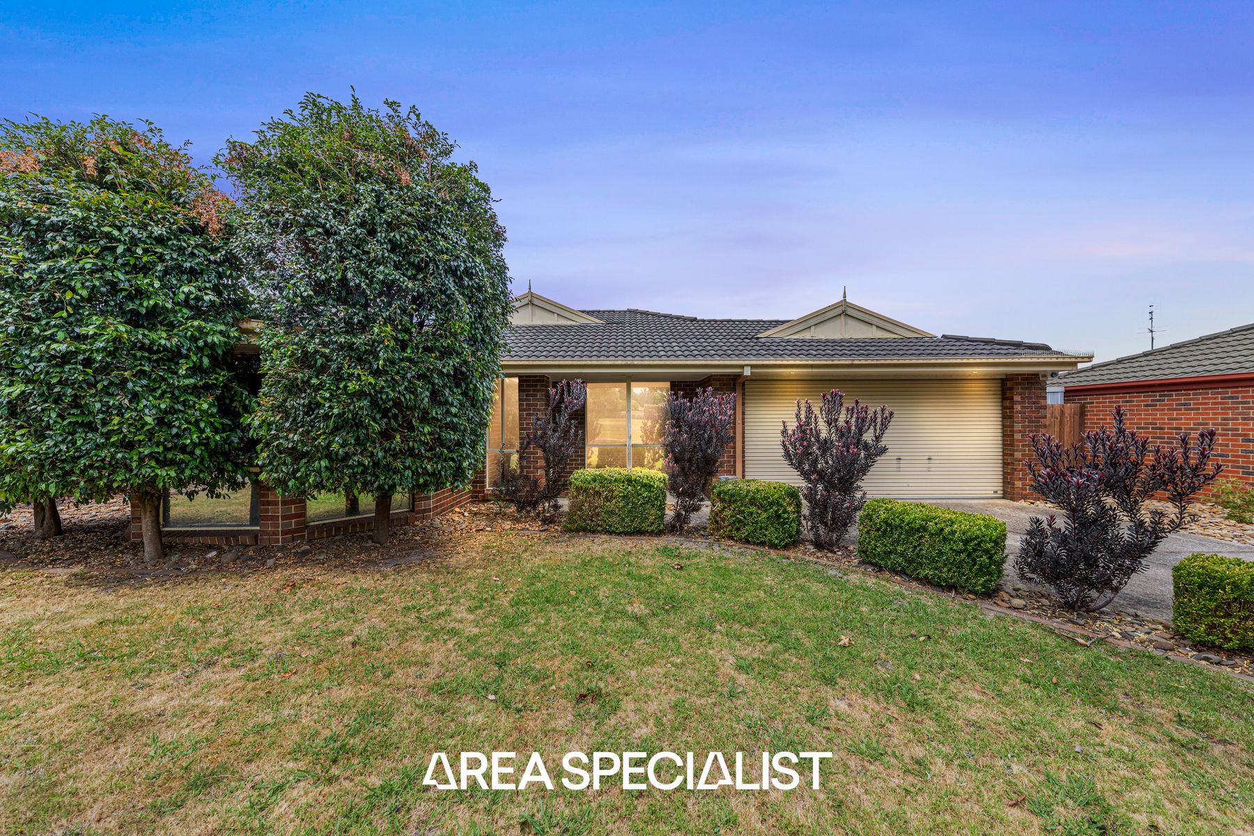 73 Ebony Drive, Pakenham, VIC 3810, Pakenham - Thumbnail 2