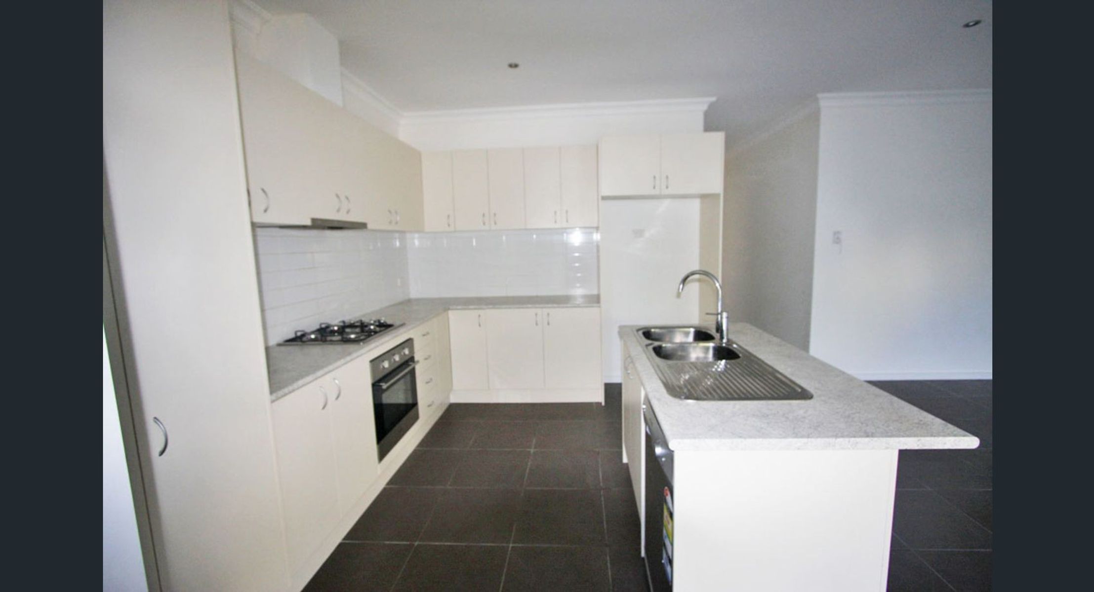 36 Sydney Street, Footscray VIC 3011, Footscray - Thumbnail 3
