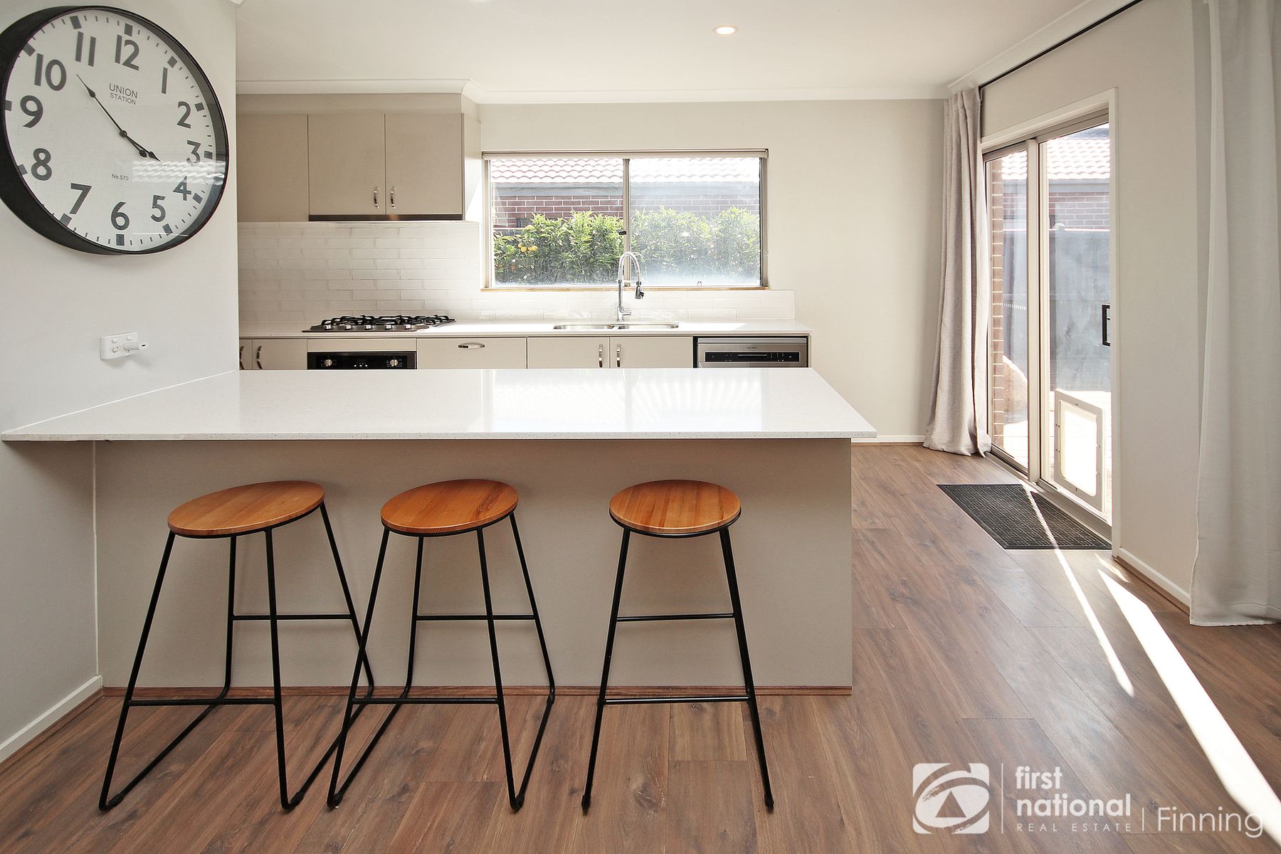 4 Scotland Circuit, Cranbourne West VIC 3977, Cranbourne West - Thumbnail 5
