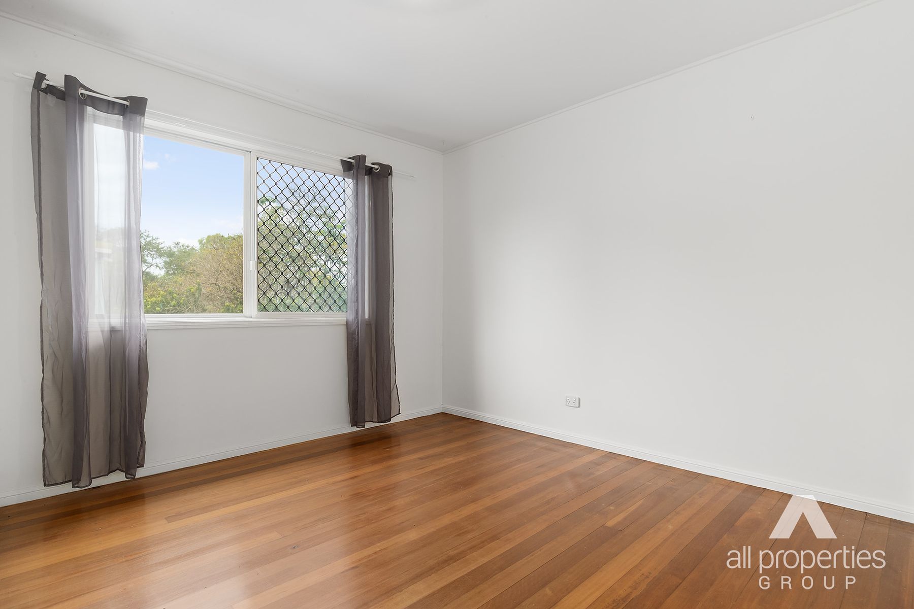 29 Myra Street, Kingston QLD 4114, Kingston - Thumbnail 5