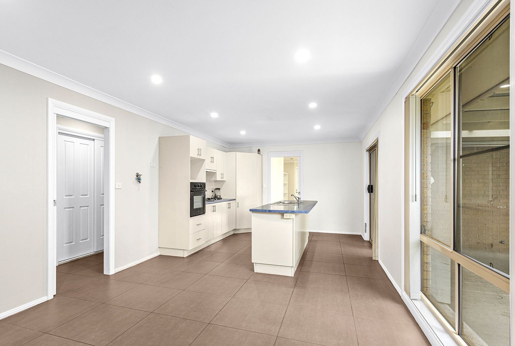 27 Denham Dr, Horsley NSW 2530, Horsley - Thumbnail 3