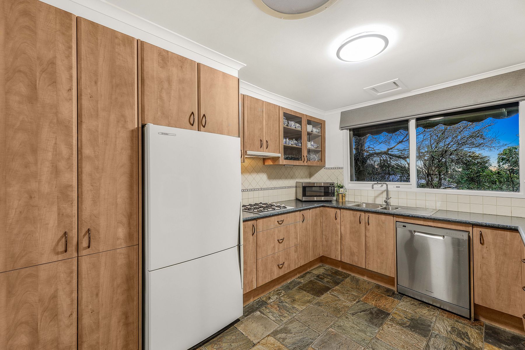 7 Hollyoak Court, Ferntree Gully, VIC 3156, Ferntree Gully - Thumbnail 6