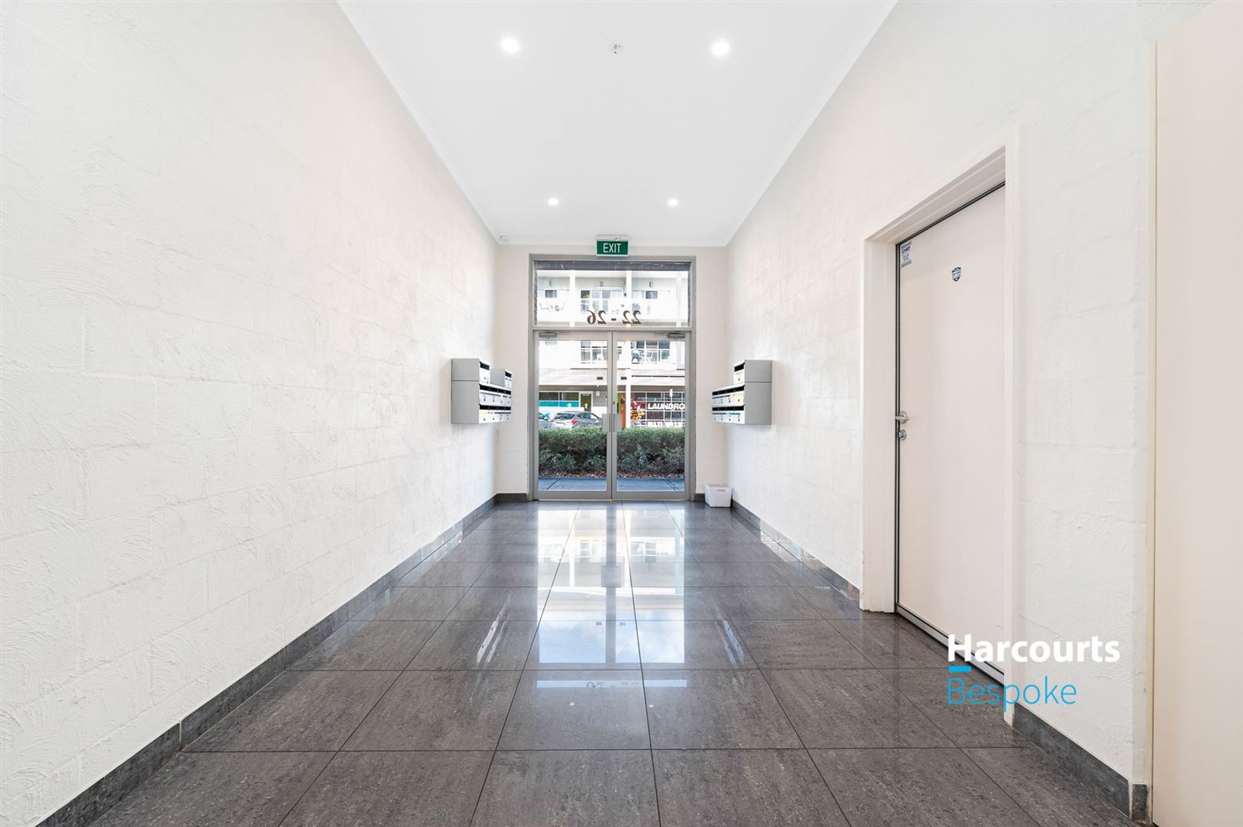 8/22, Mawson Lakes - Thumbnail 3