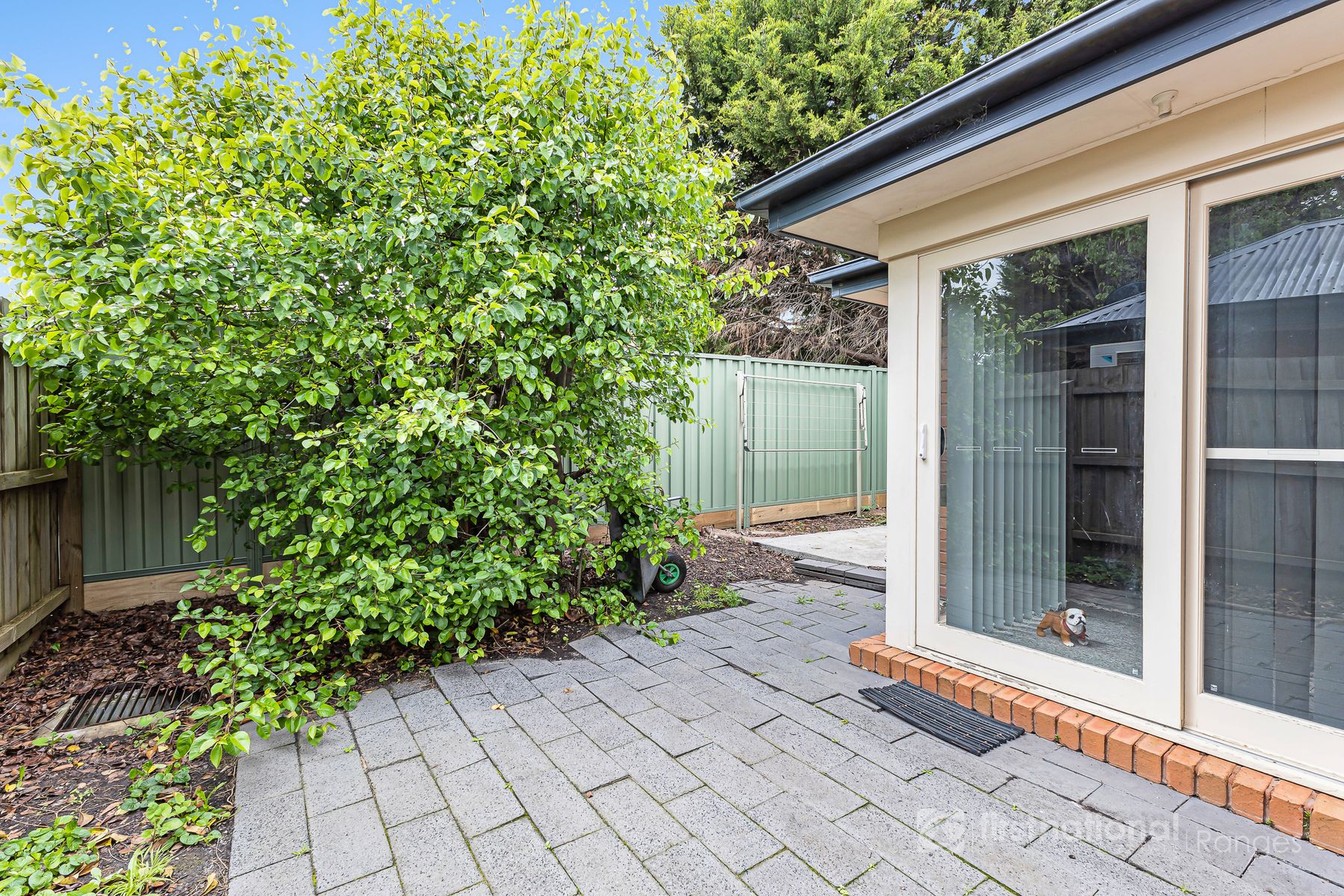 4 4 Myrtle St Bayswater 1