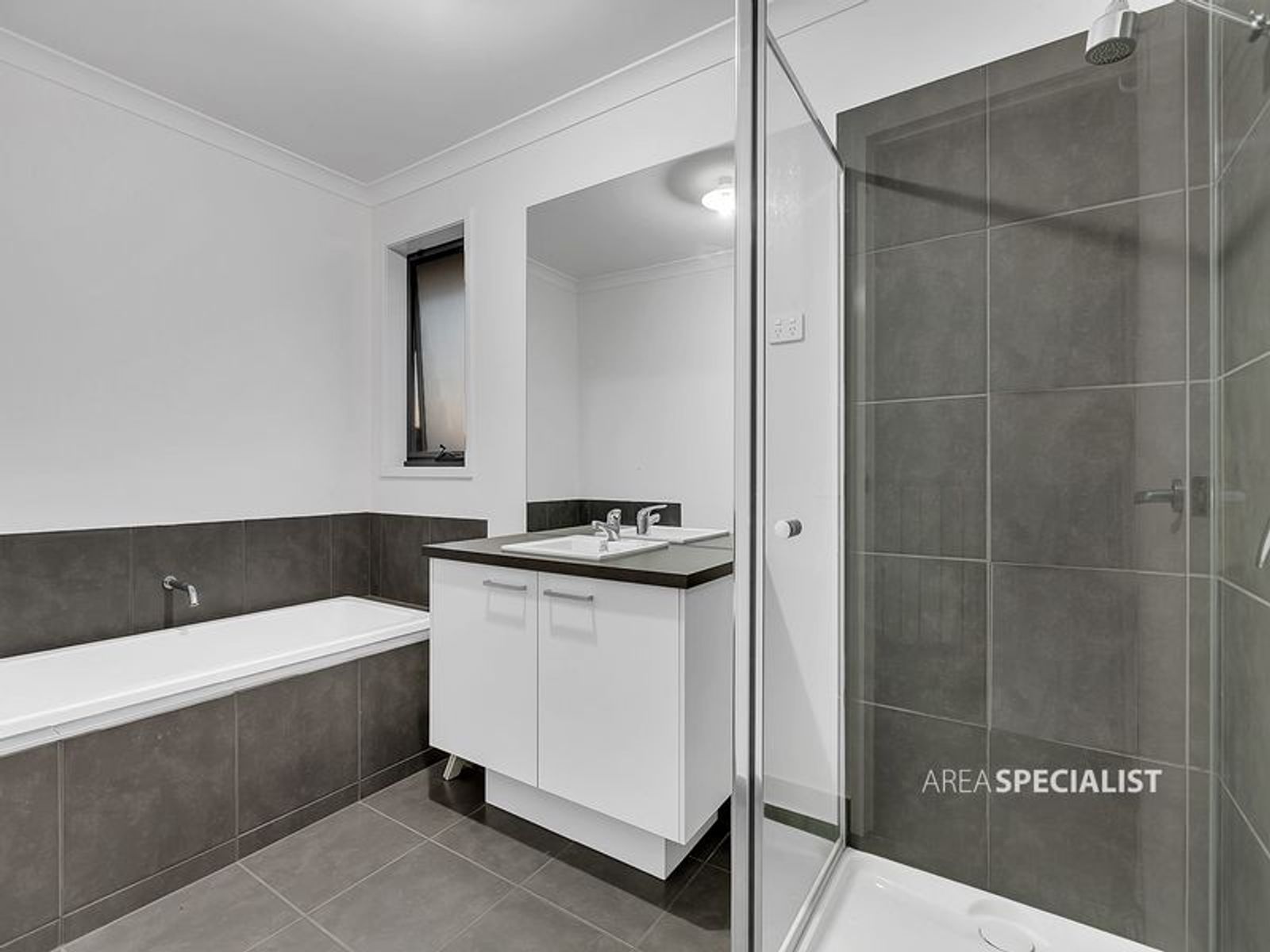 2 Merton Avenue, Clyde, VIC 3978, Clyde - Thumbnail 8