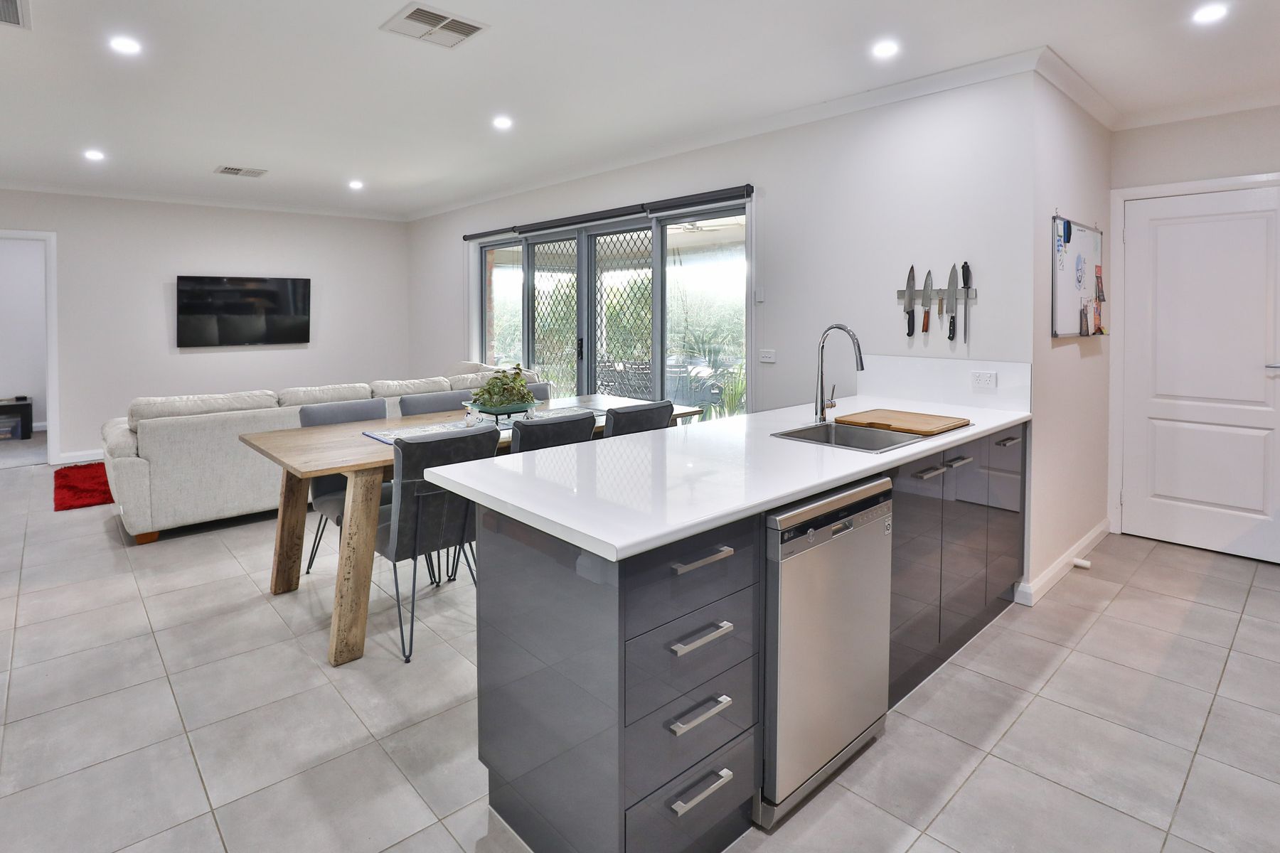 12 Springfield Drive, Mildura - Thumbnail 7