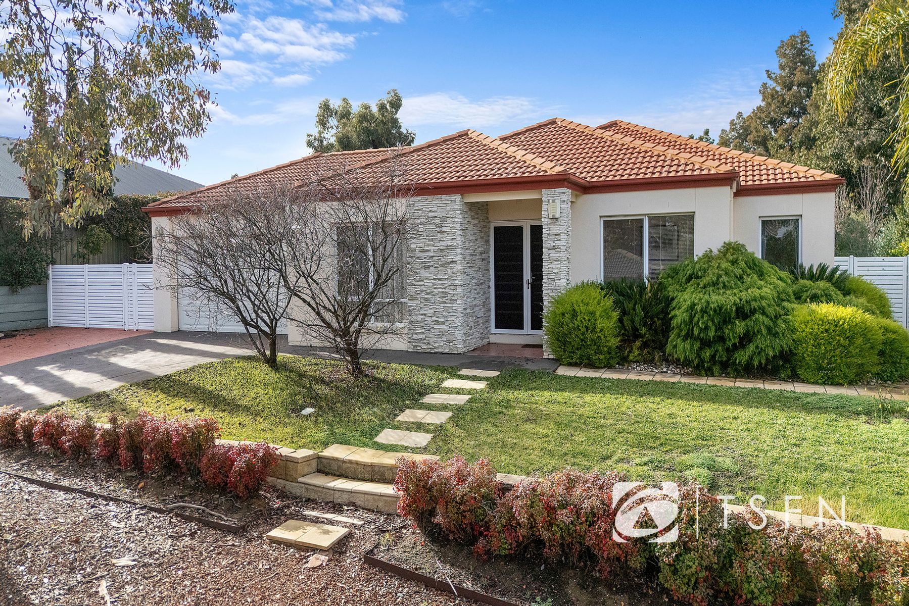 18 Marita Drive, Maiden Gully VIC 3551