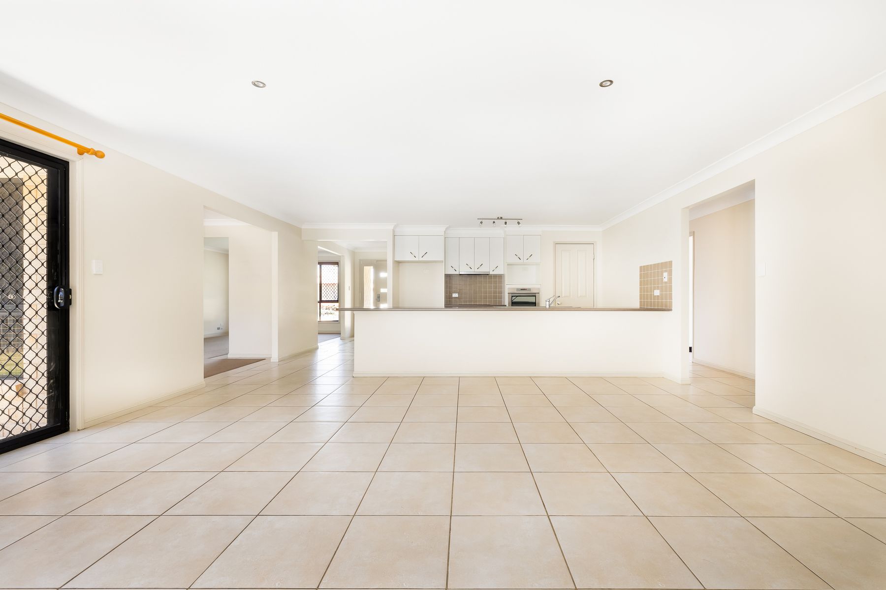 24 Reef Street, Thornlands QLD 4164, Thornlands - Thumbnail 2