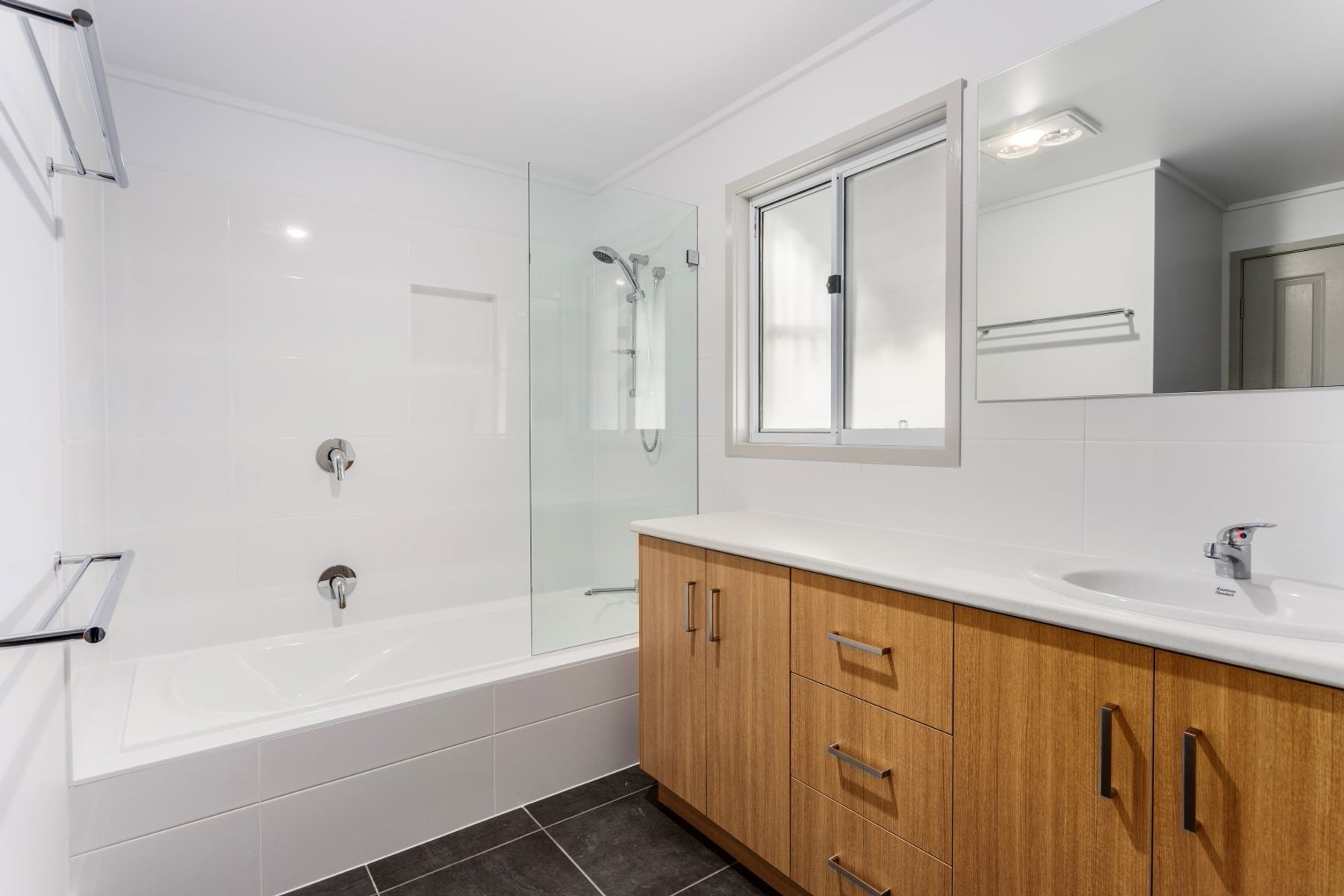 20 Woodford Street, One Mile QLD 4305, One Mile - Thumbnail 8