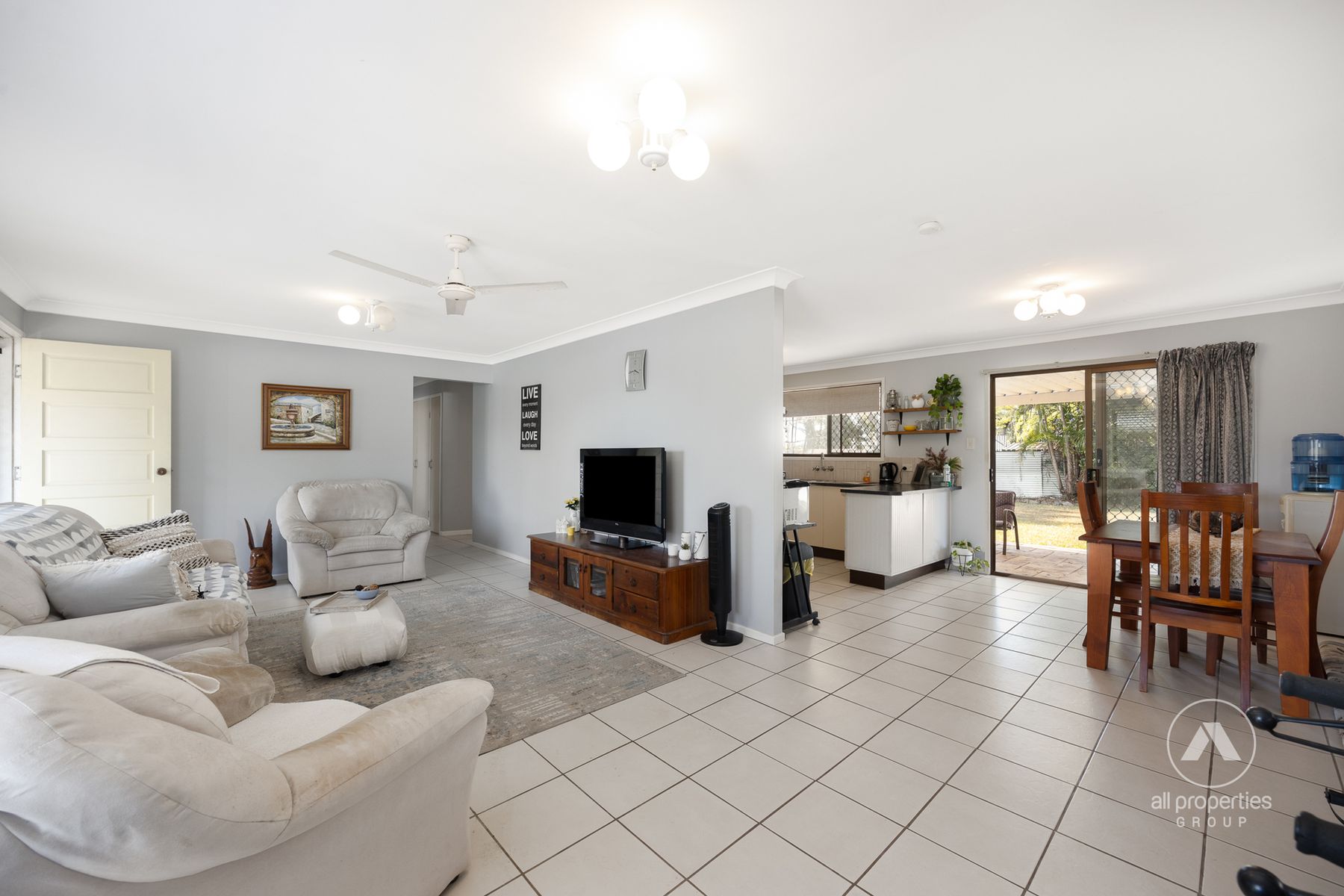 35 Coffey Street, Crestmead QLD 4132, Crestmead - Thumbnail 3