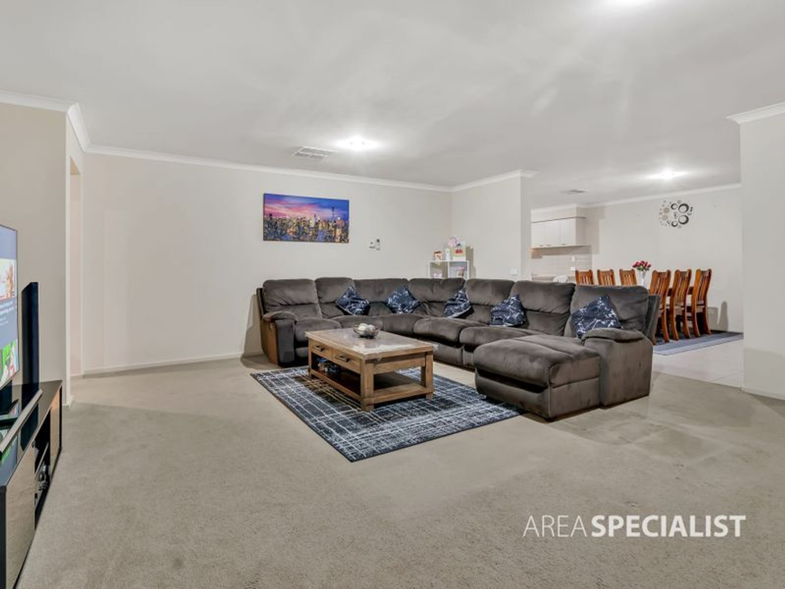 22 Camelia Way, Pakenham, VIC 3810, Pakenham - Thumbnail 3