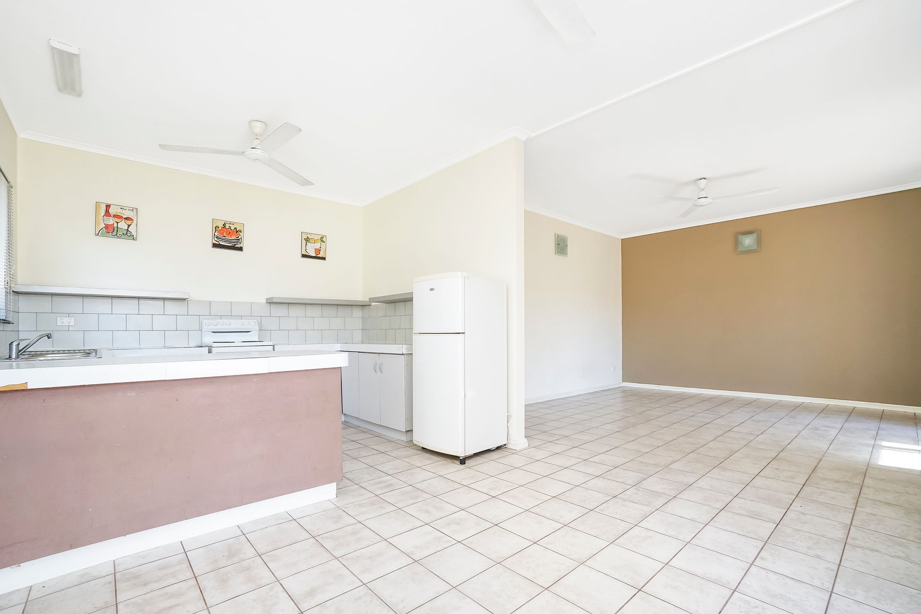 1/9 Airlie Circuit, Brinkin NT 0810, Brinkin - Thumbnail 4