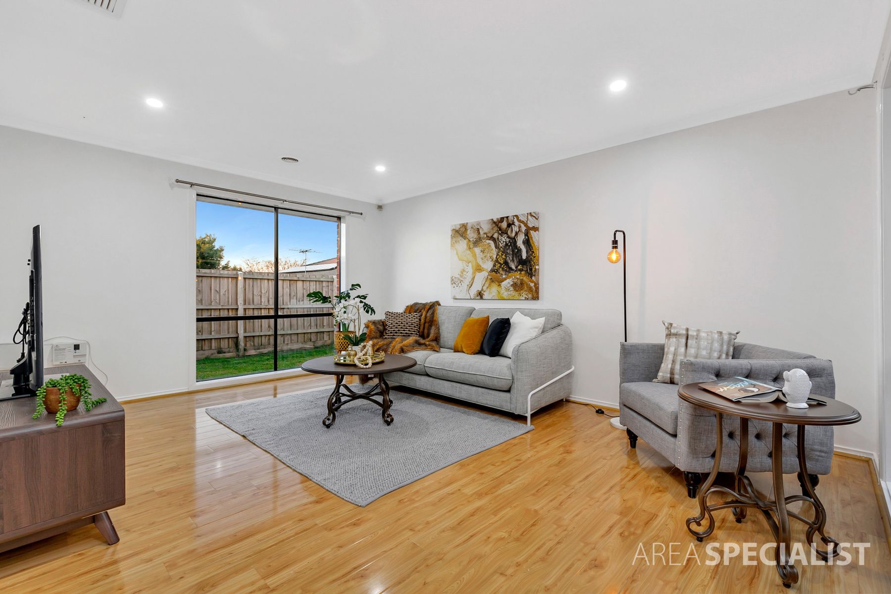 8 Parnell Court, Cranbourne West, VIC 3977, Cranbourne West - Thumbnail 8
