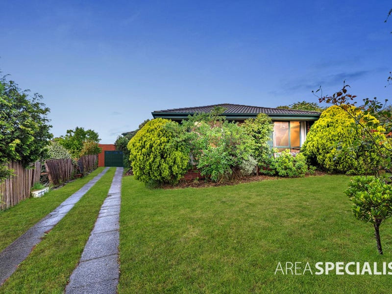 4 Dulnain Close, Hampton Park, VIC 3976