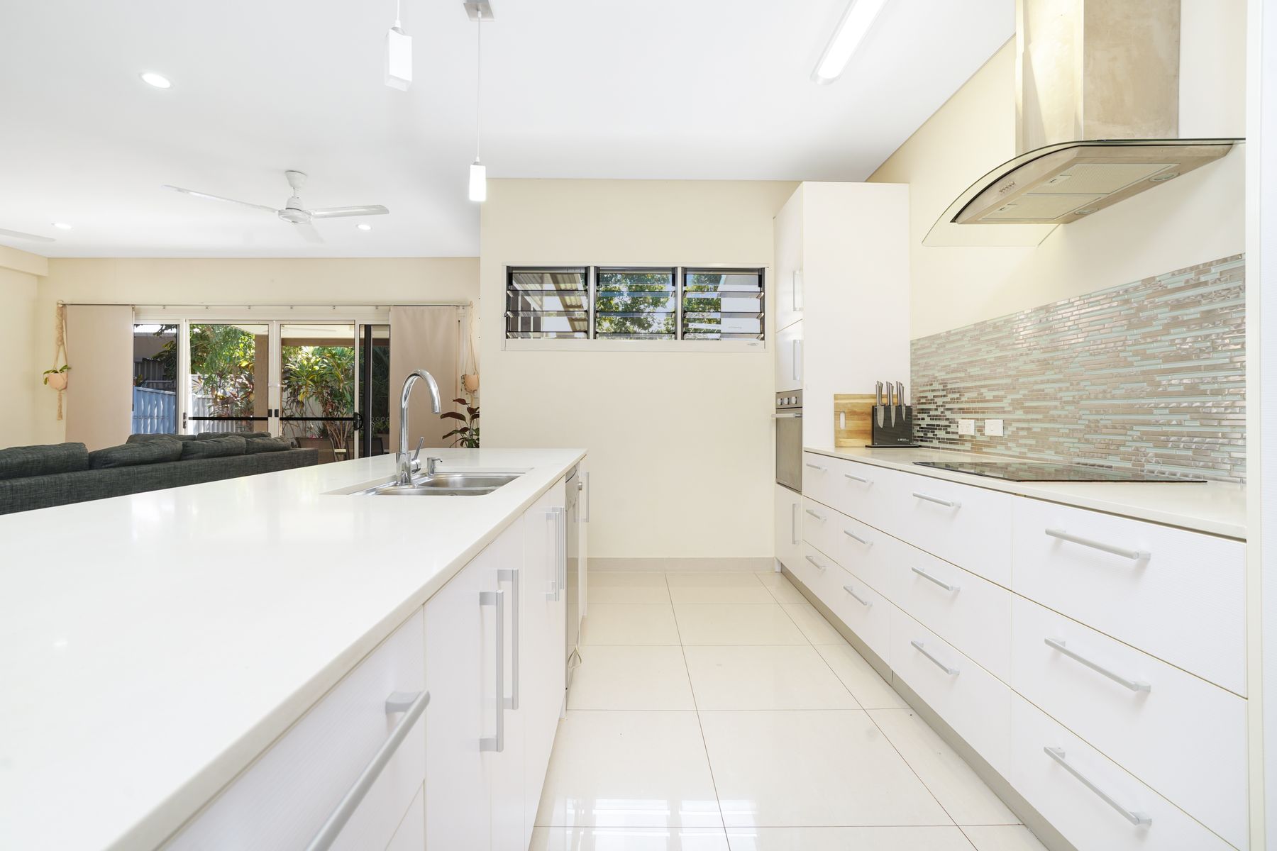 2/11 Deane Crescent, Rosebery NT 0832, Rosebery - Thumbnail 6