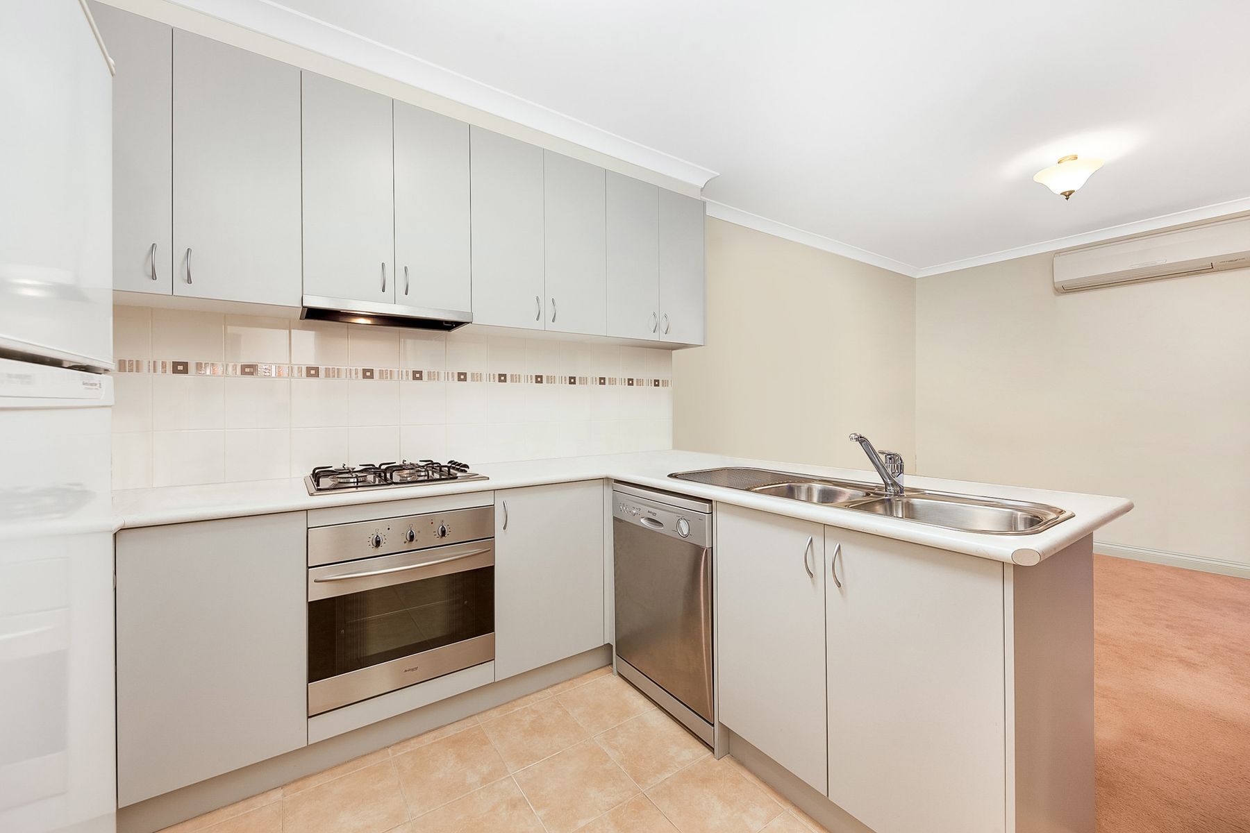1/28 Alfred Street, Noble Park, VIC 3174, Noble Park - Thumbnail 6
