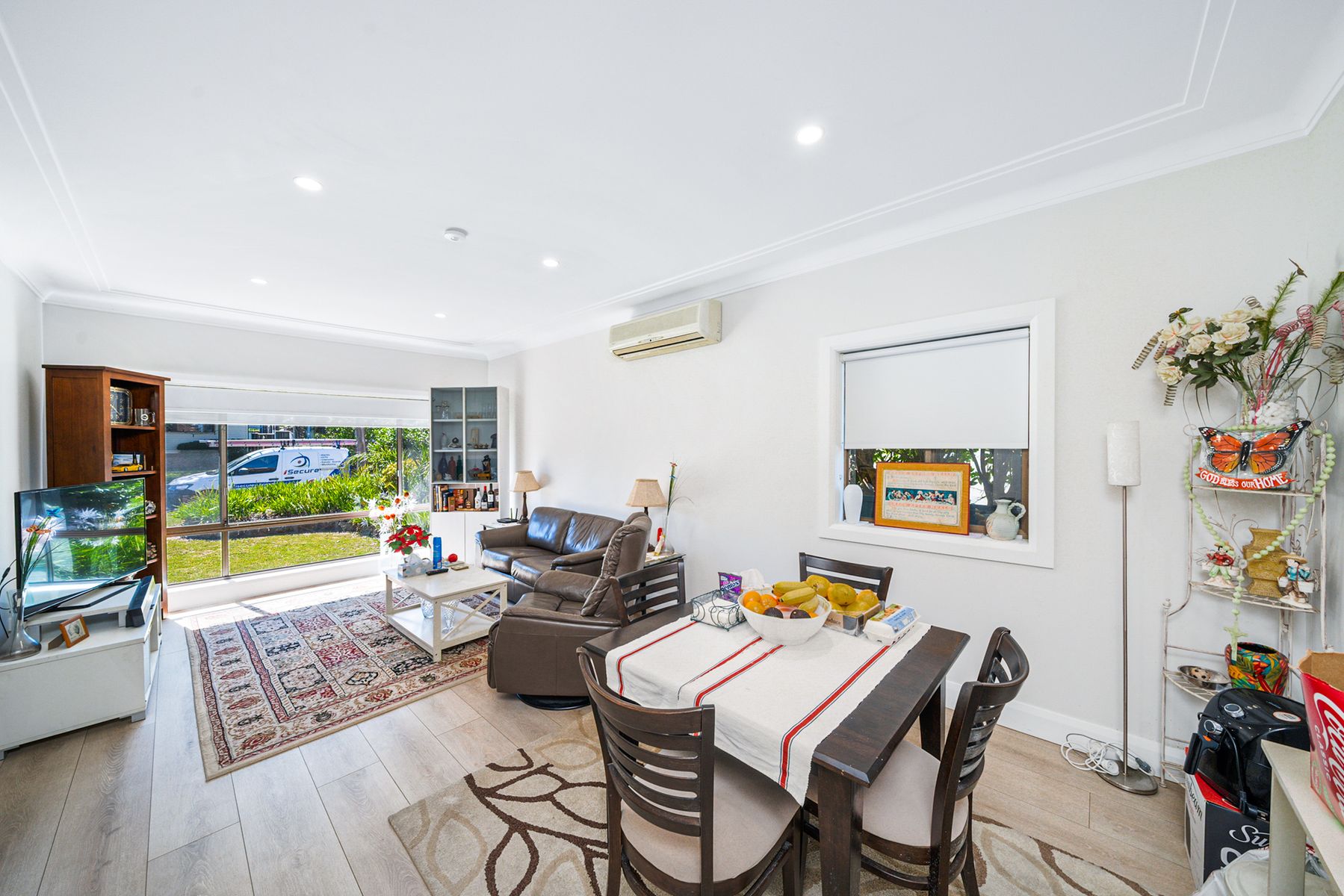 14 Hazelglen Avenue, Panania NSW 2213, Panania - Thumbnail 3