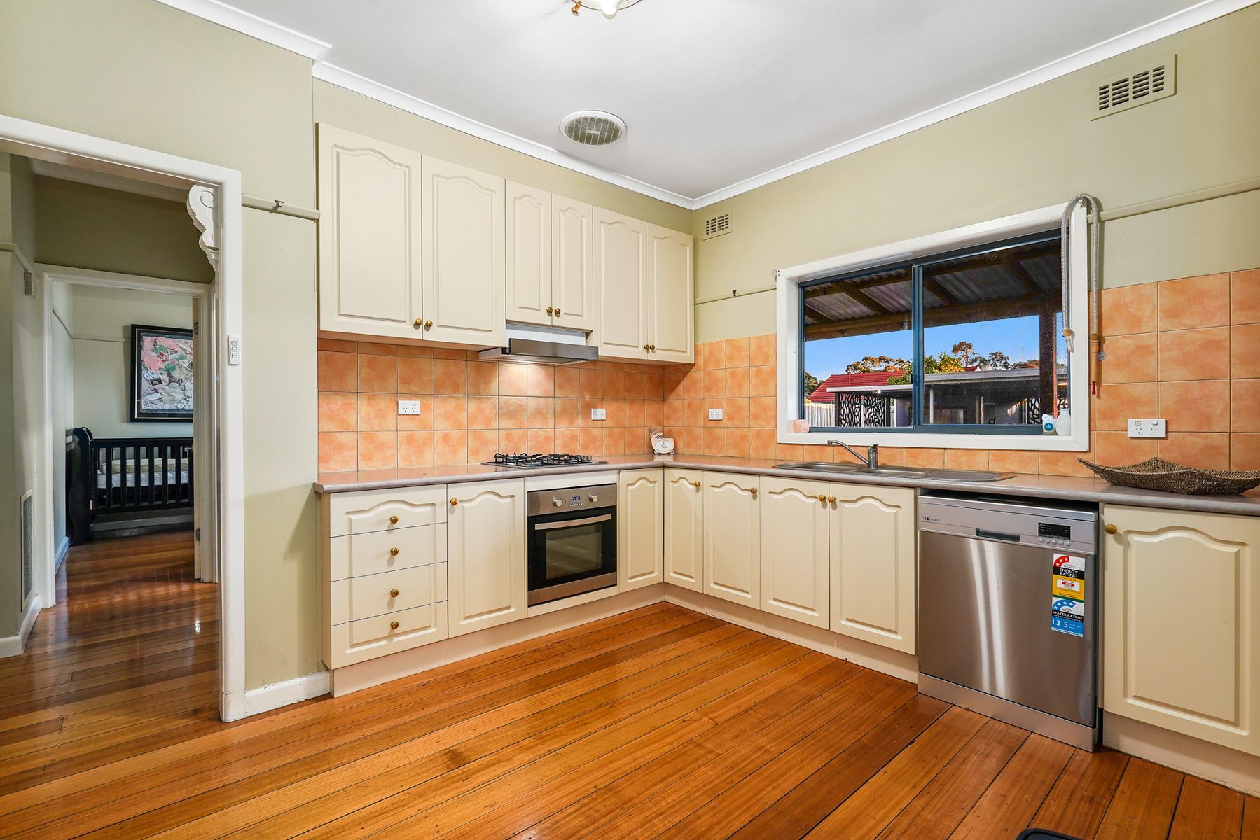 10 Elray Avenue, Dandenong, VIC 3175, Dandenong - Thumbnail 4