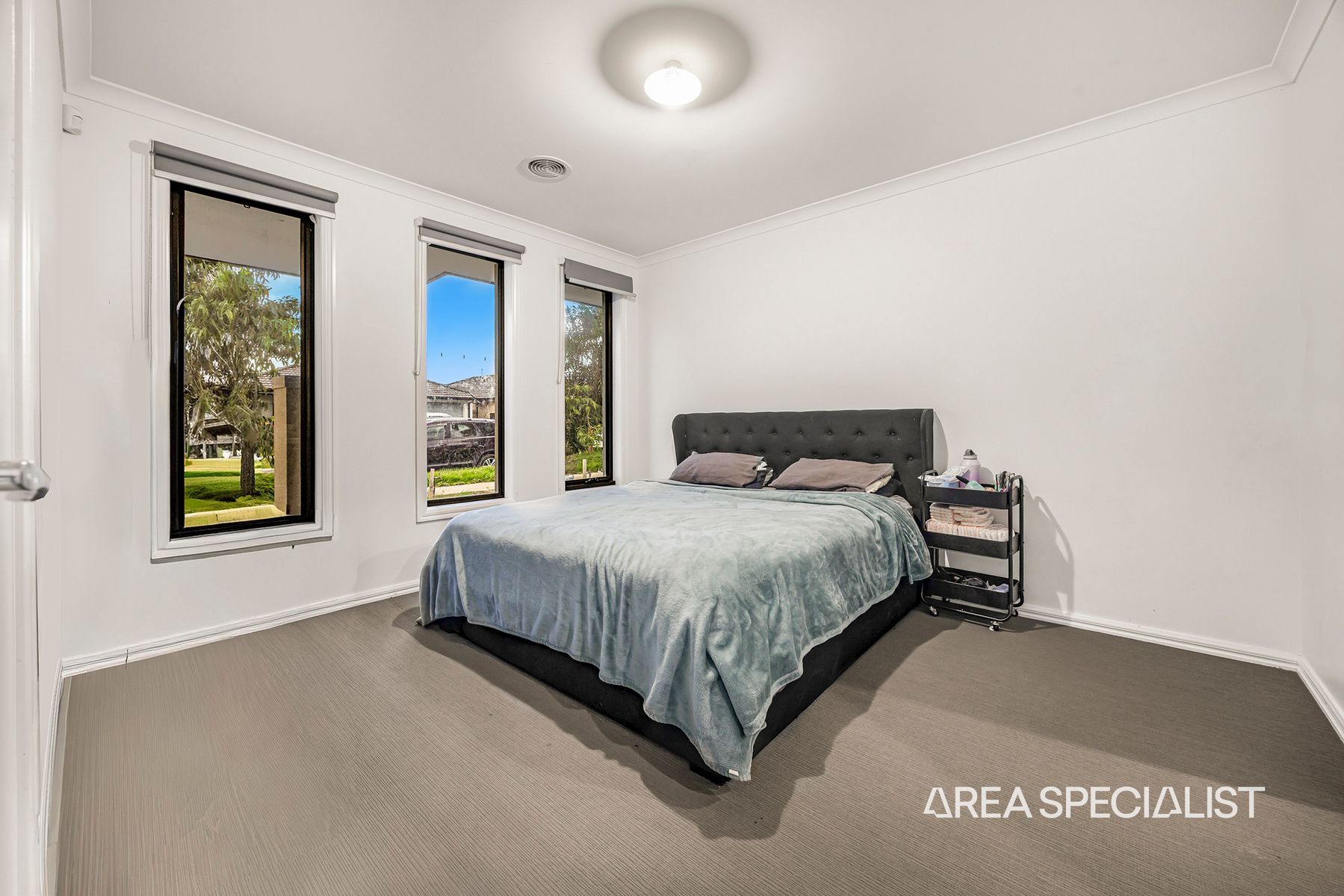 35 Skypac Street, Weir Views - Thumbnail 4