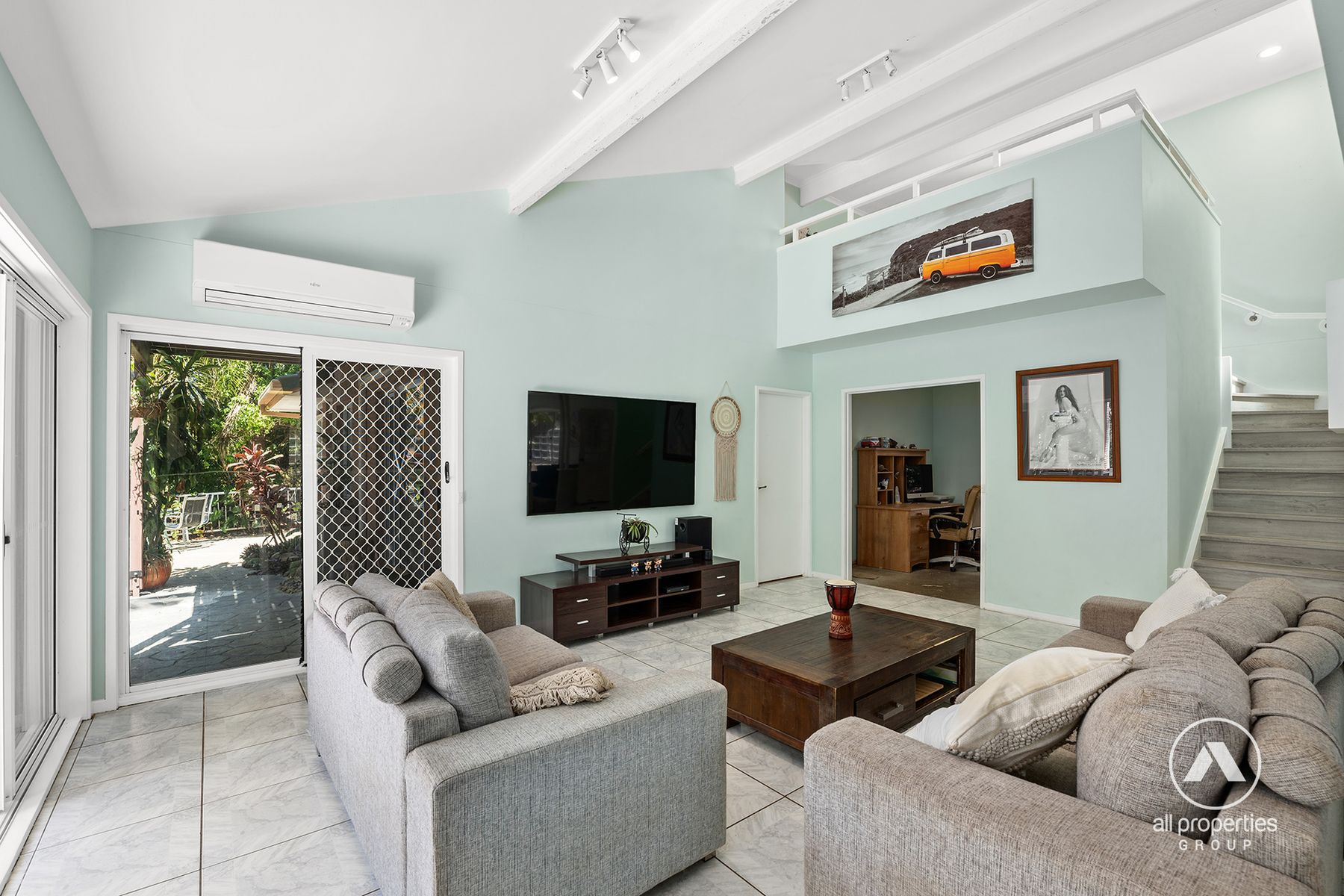 10 Yatama Place, Currumbin Waters QLD 4223, Currumbin Waters - Thumbnail 6