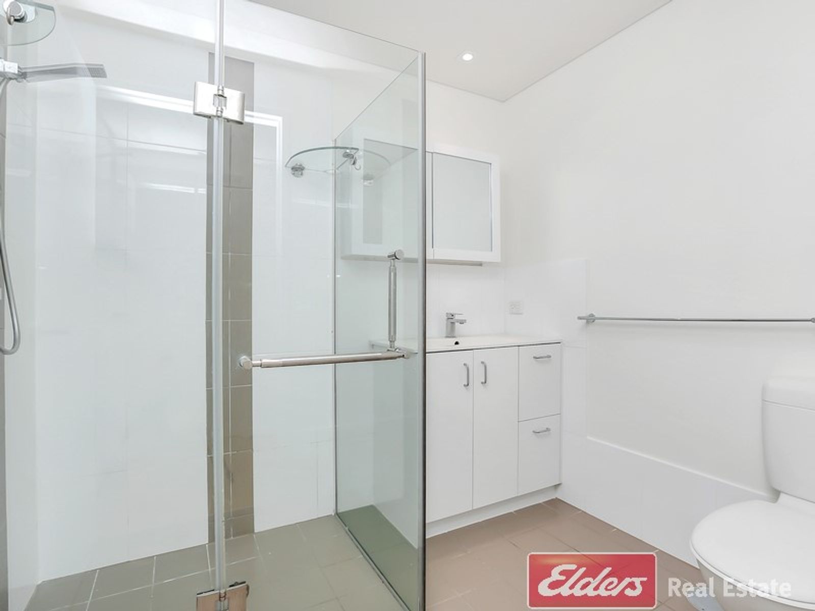 12/21, Mawson Lakes - Thumbnail 4